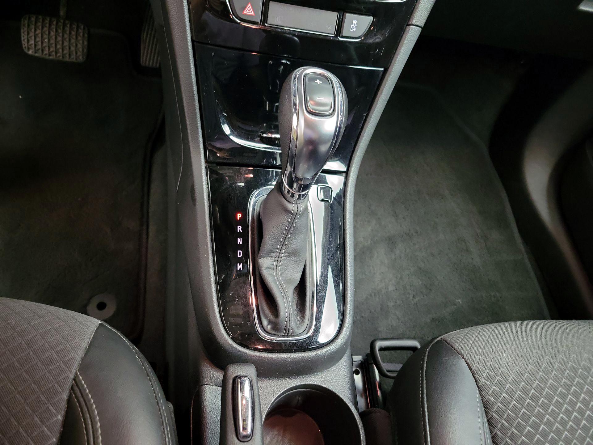 Thumbnail: 2021 Buick Encore - 18