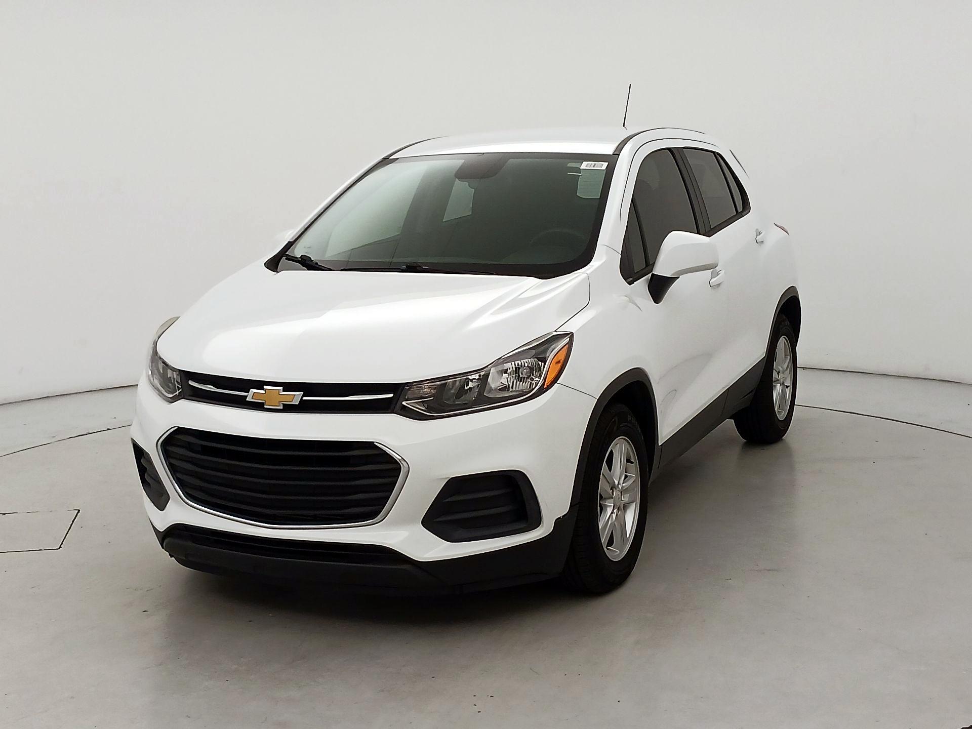 Thumbnail: 2021 Chevrolet Trax - 3