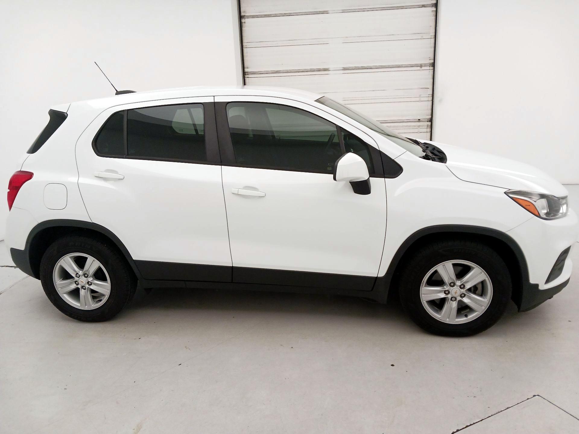 Thumbnail: 2021 Chevrolet Trax - 4