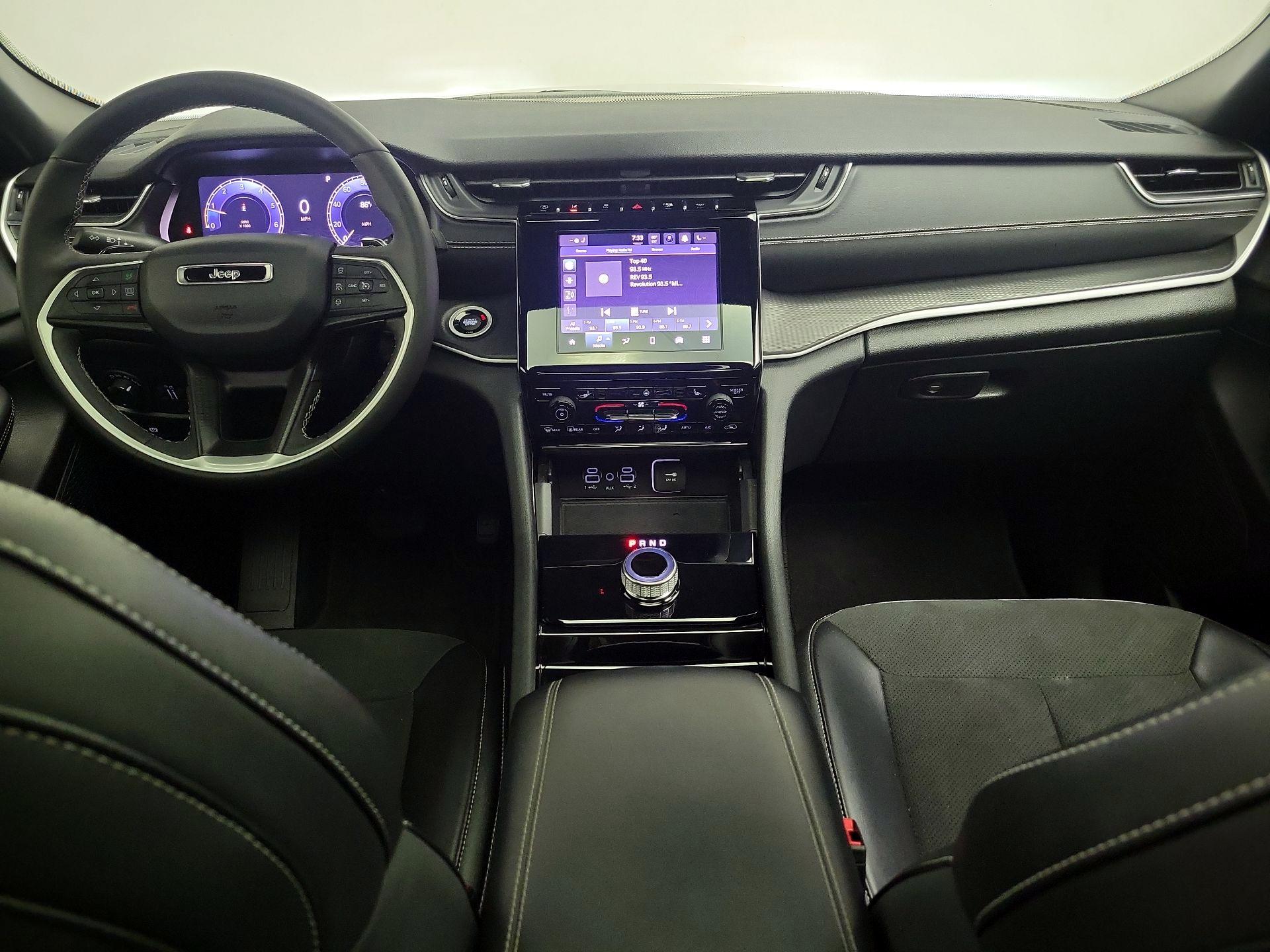 Thumbnail: 2023 Jeep Grand Cherokee L - 9