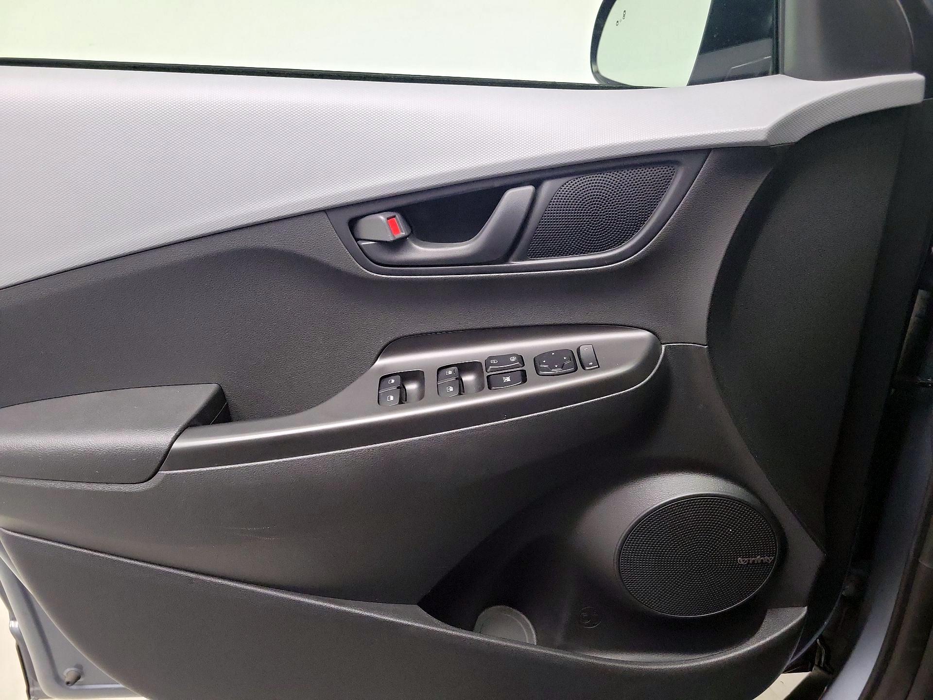 Thumbnail: 2019 Hyundai Kona - 12