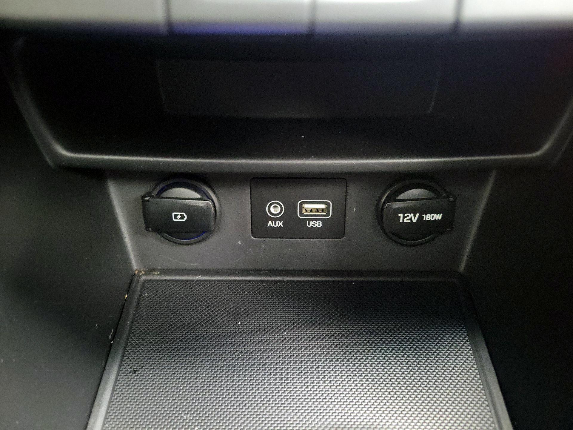 Thumbnail: 2019 Hyundai Kona - 18