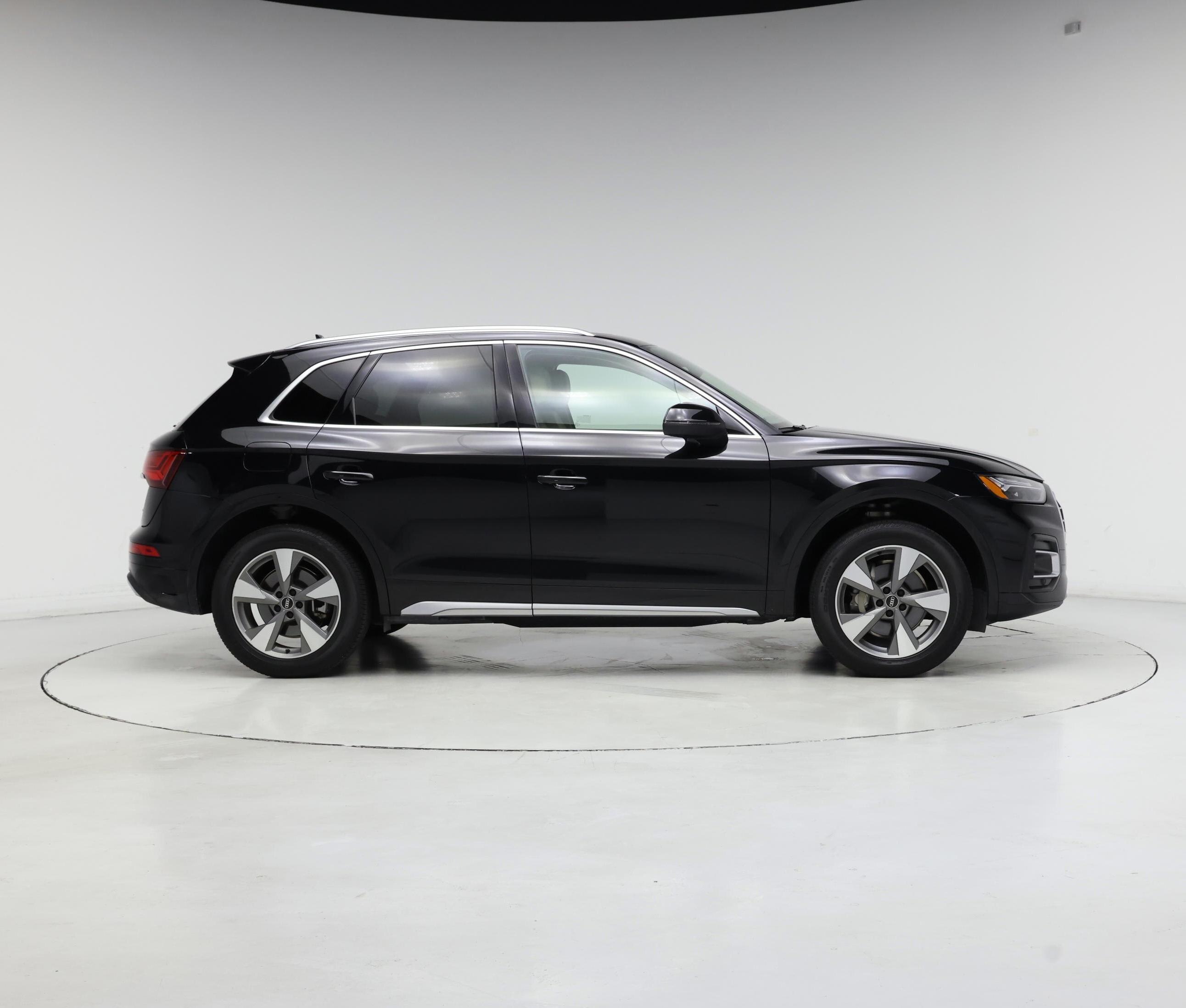 Thumbnail: 2022 Audi Q5 - 7