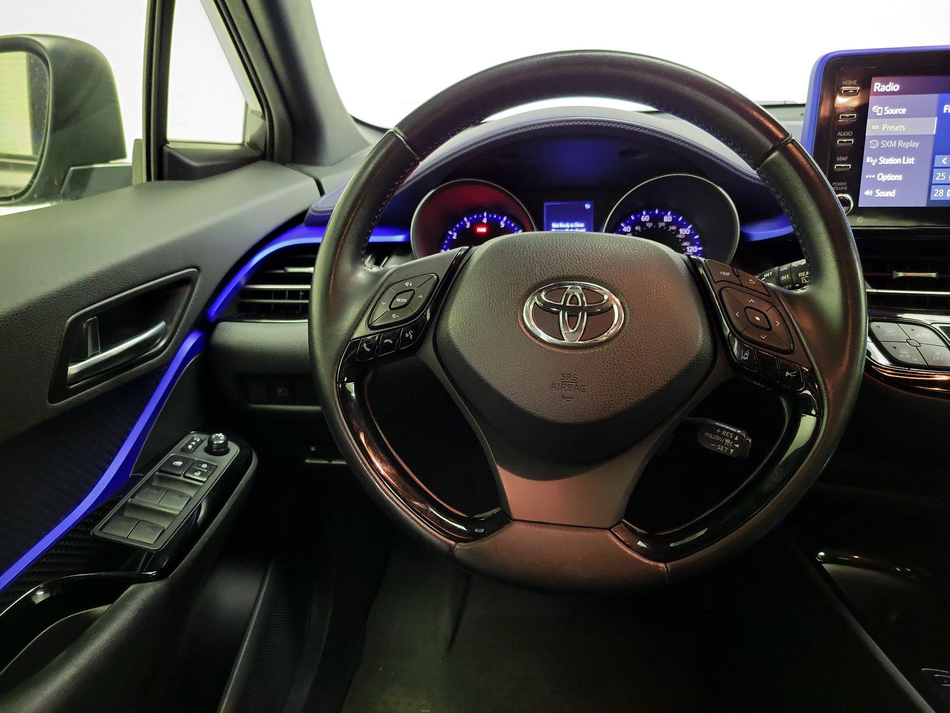 Thumbnail: 2020 Toyota C-HR - 10