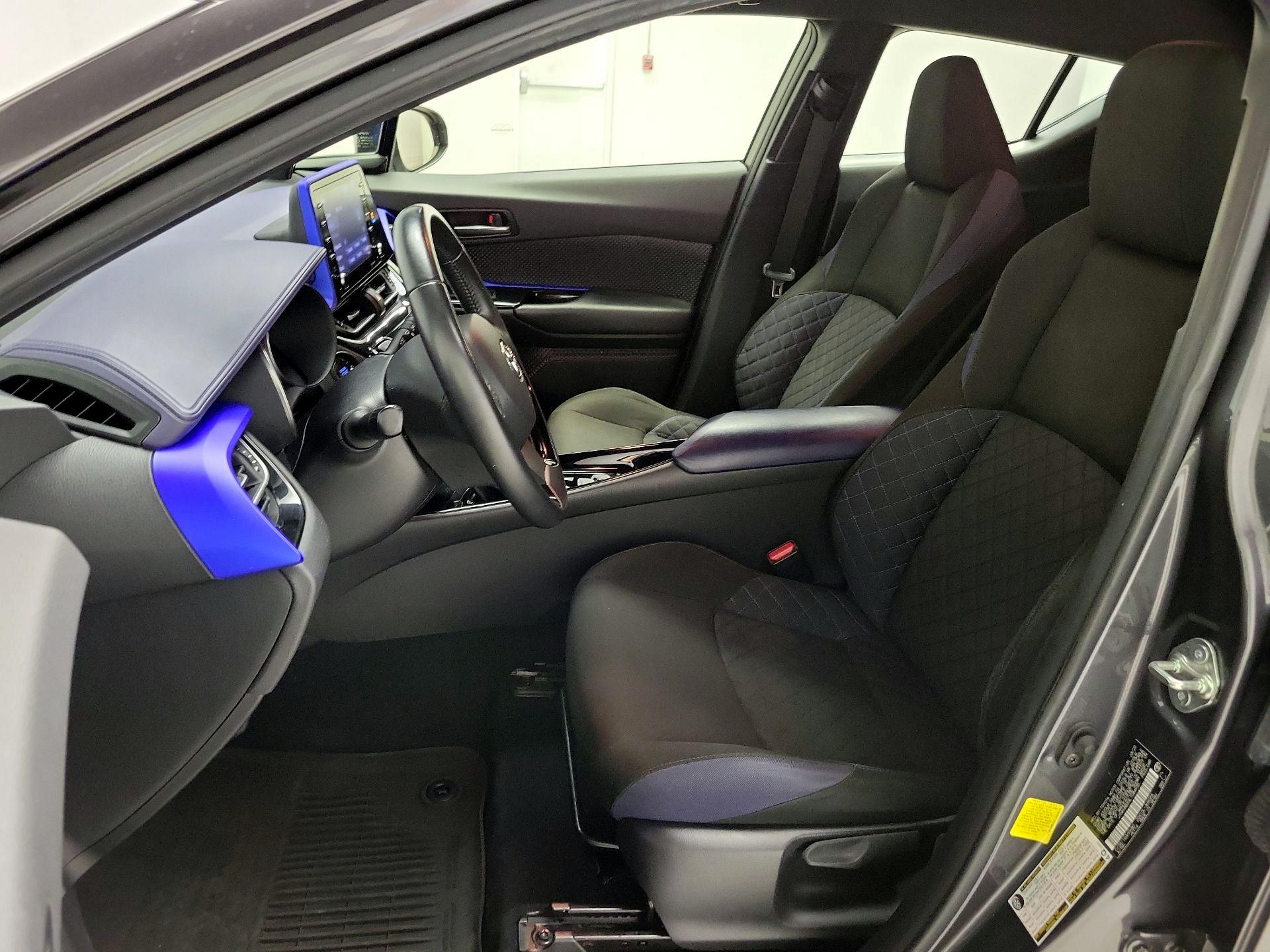 Thumbnail: 2020 Toyota C-HR - 11
