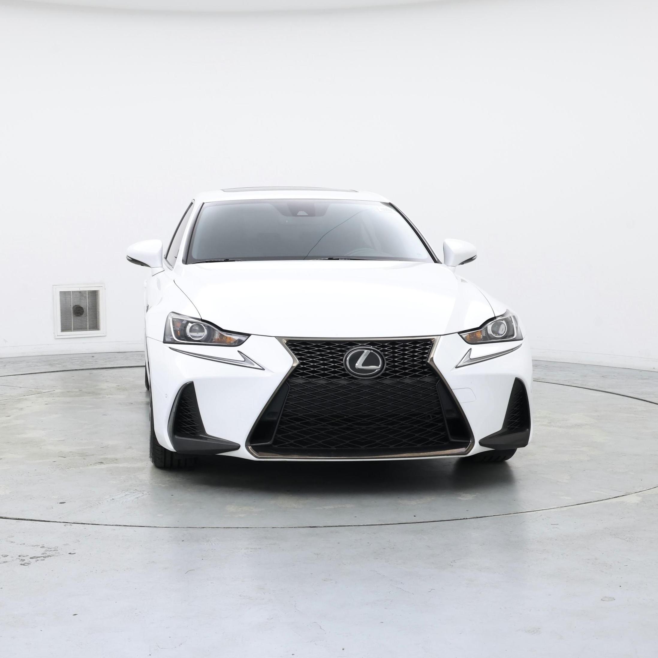 Thumbnail: 2019 Lexus IS - 5