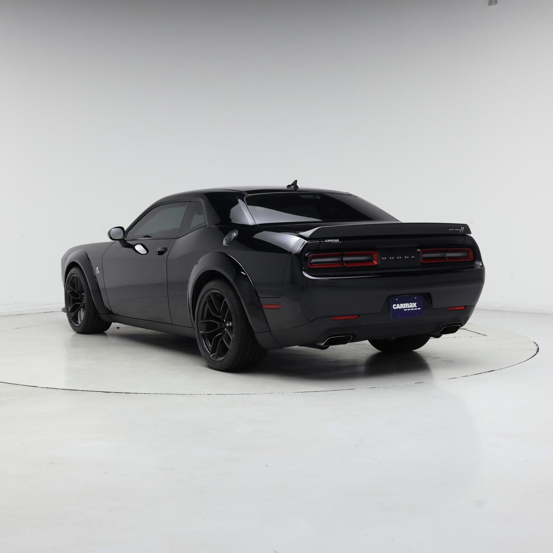 Thumbnail: 2022 Dodge Challenger - 2