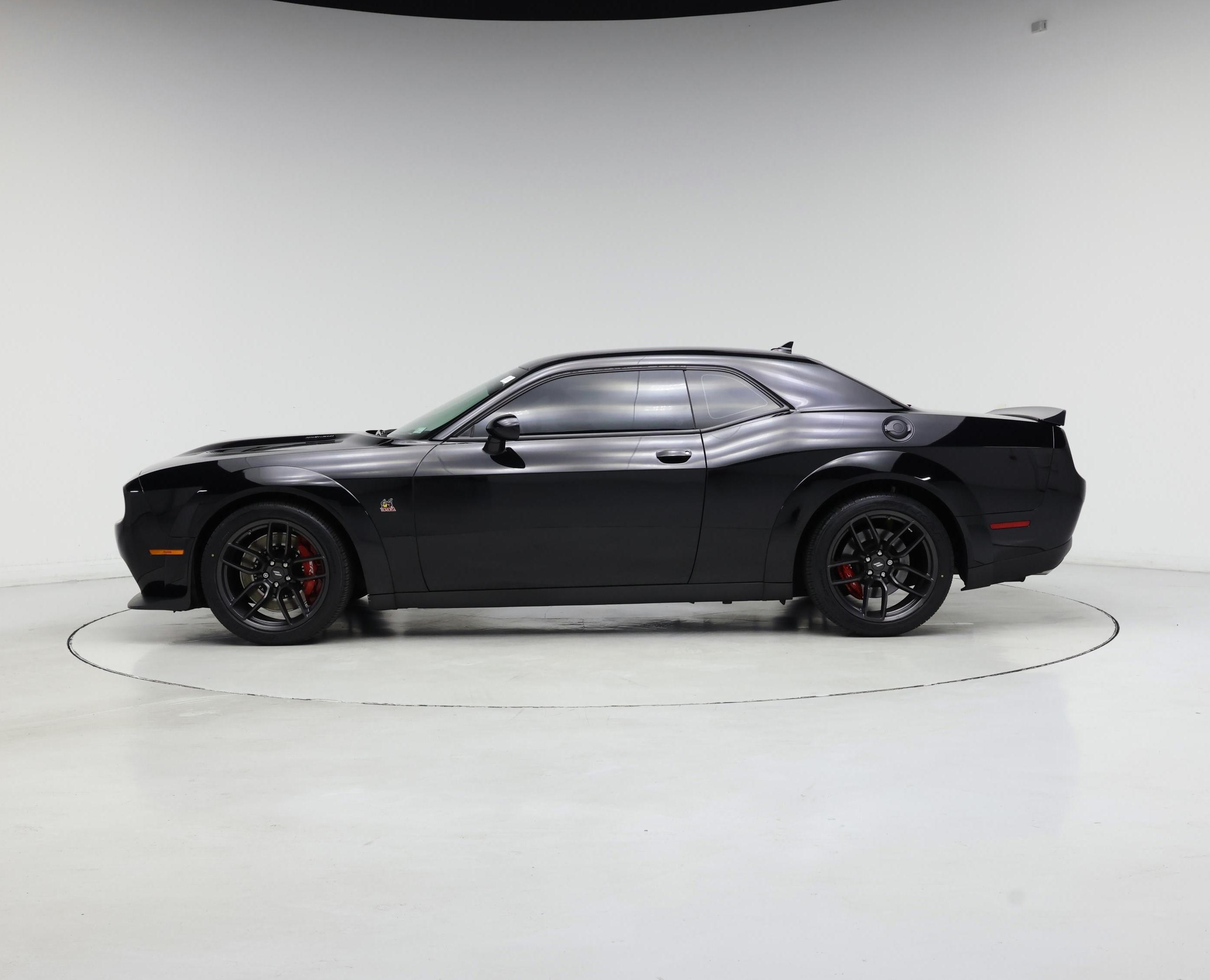 Thumbnail: 2022 Dodge Challenger - 3