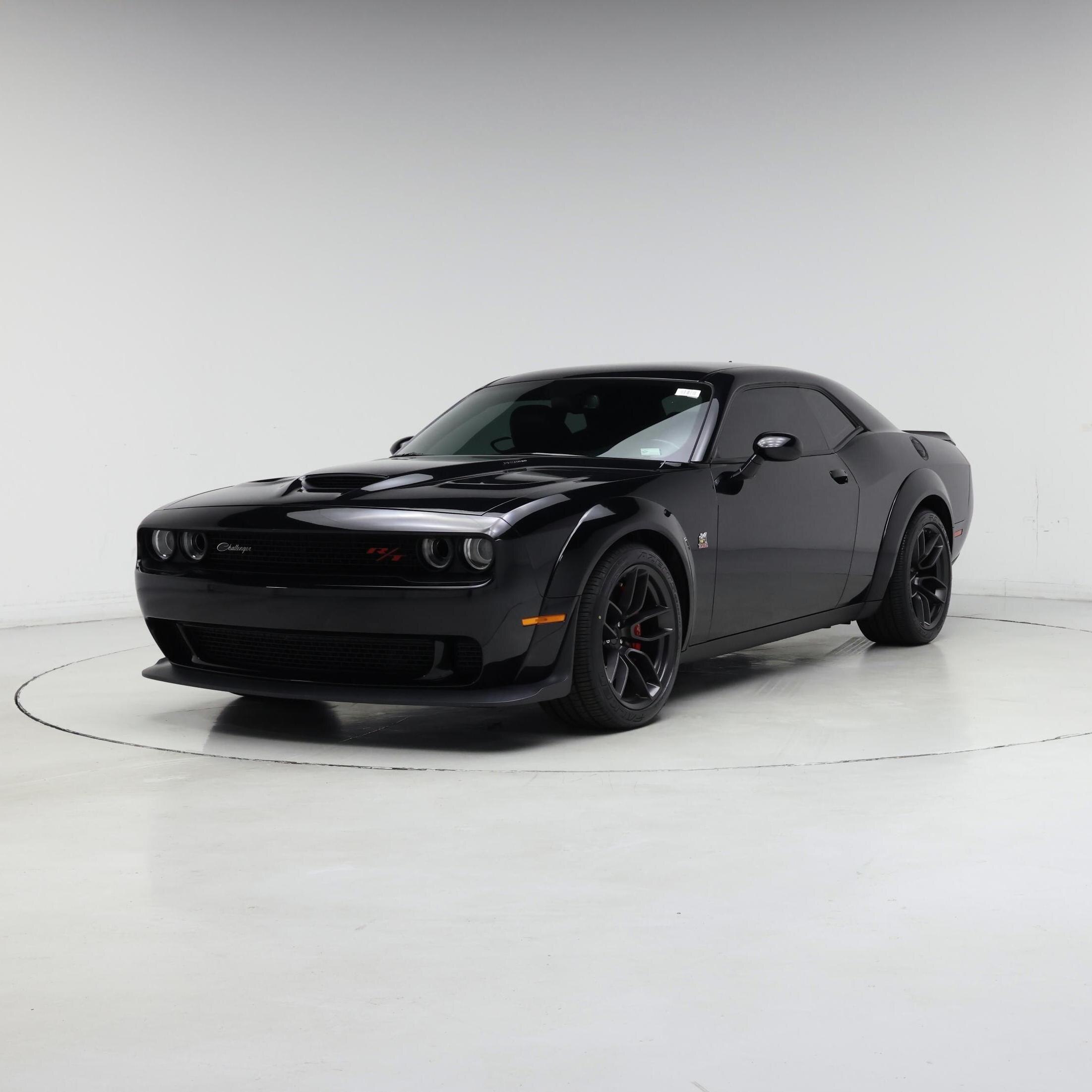 Thumbnail: 2022 Dodge Challenger - 4
