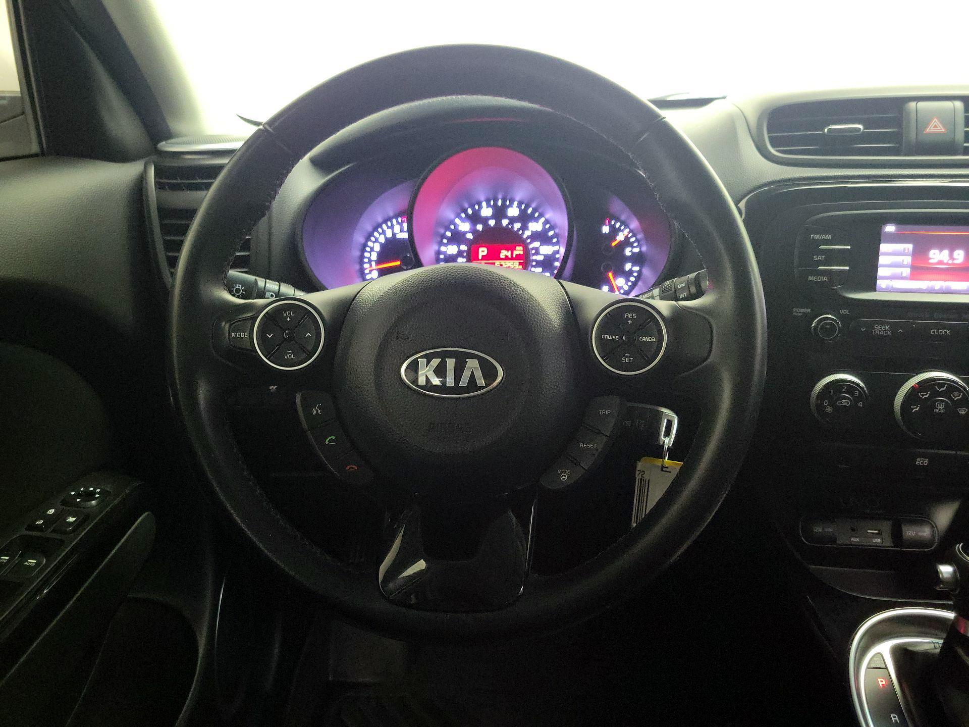 Thumbnail: 2016 Kia Soul - 10