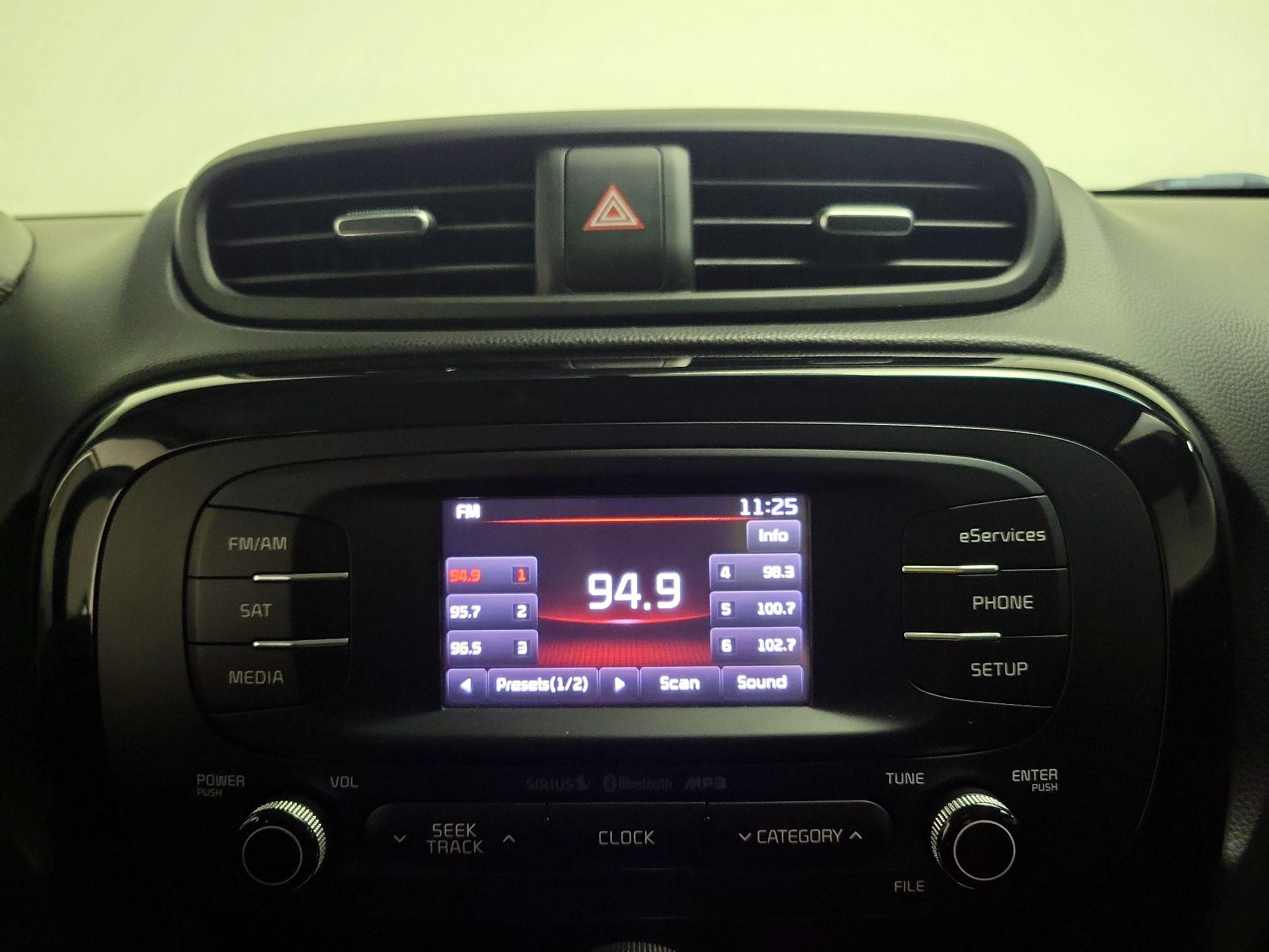 Thumbnail: 2016 Kia Soul - 15
