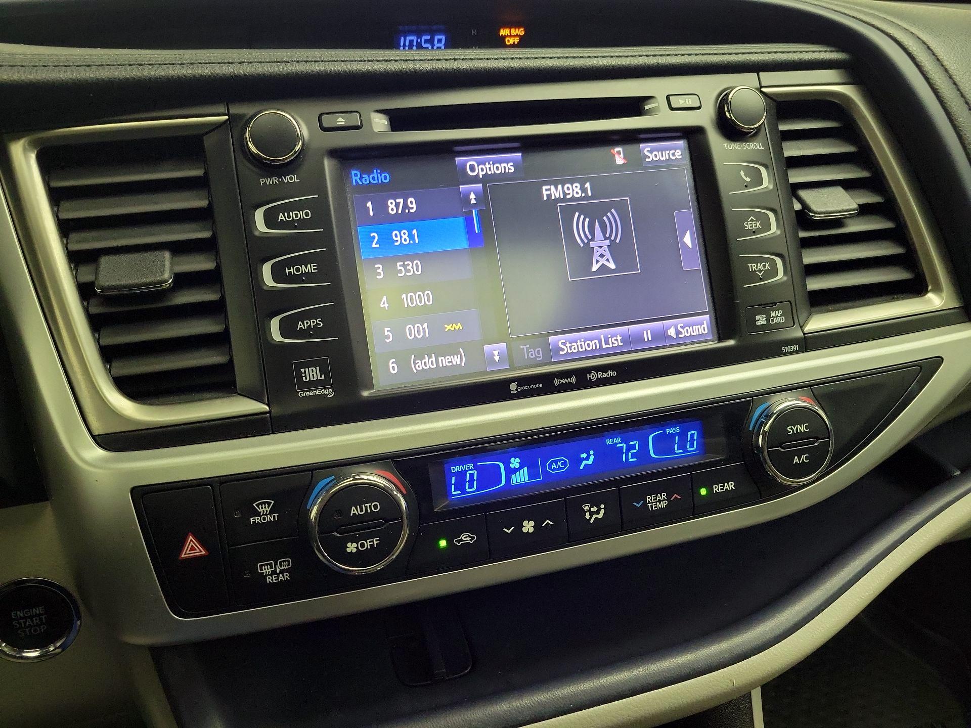 Thumbnail: 2019 Toyota Highlander - 16