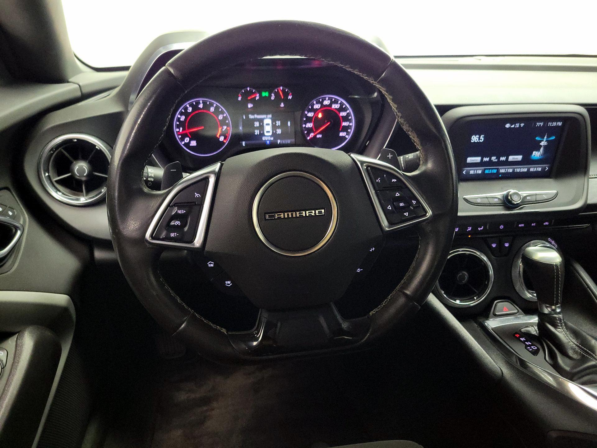 Thumbnail: 2018 Chevrolet Camaro - 10