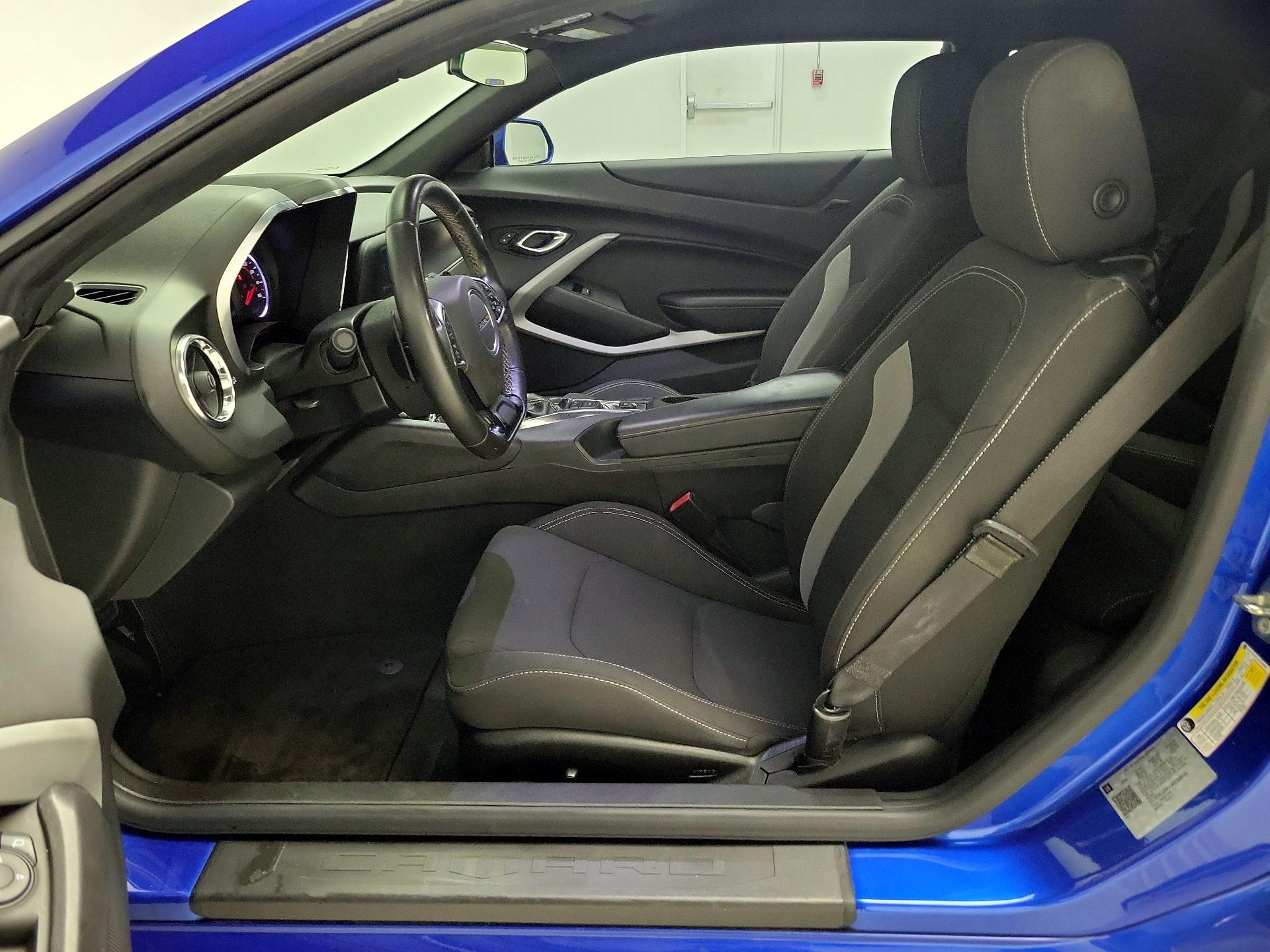 Thumbnail: 2018 Chevrolet Camaro - 11