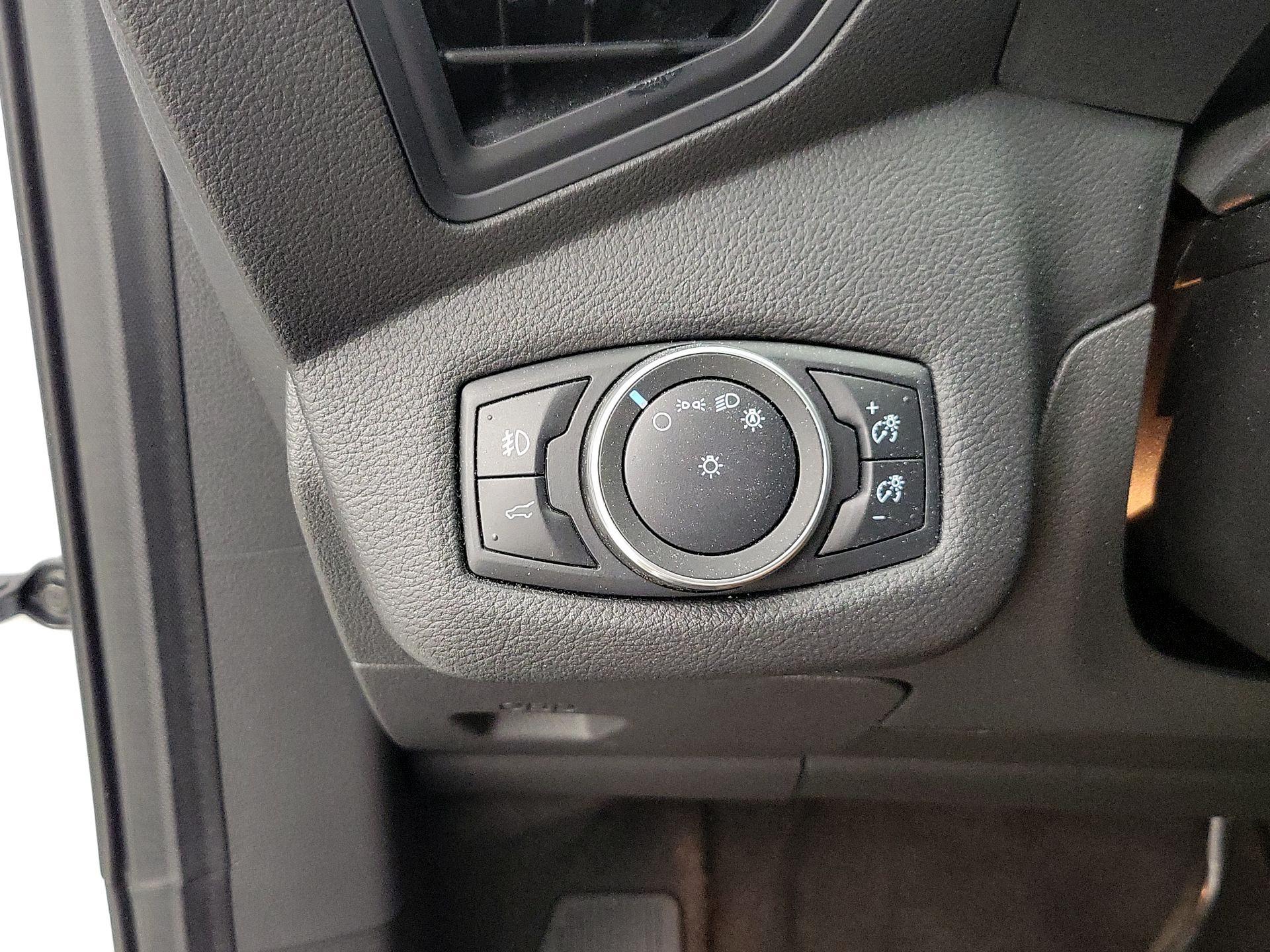 Thumbnail: 2019 Ford Escape - 13