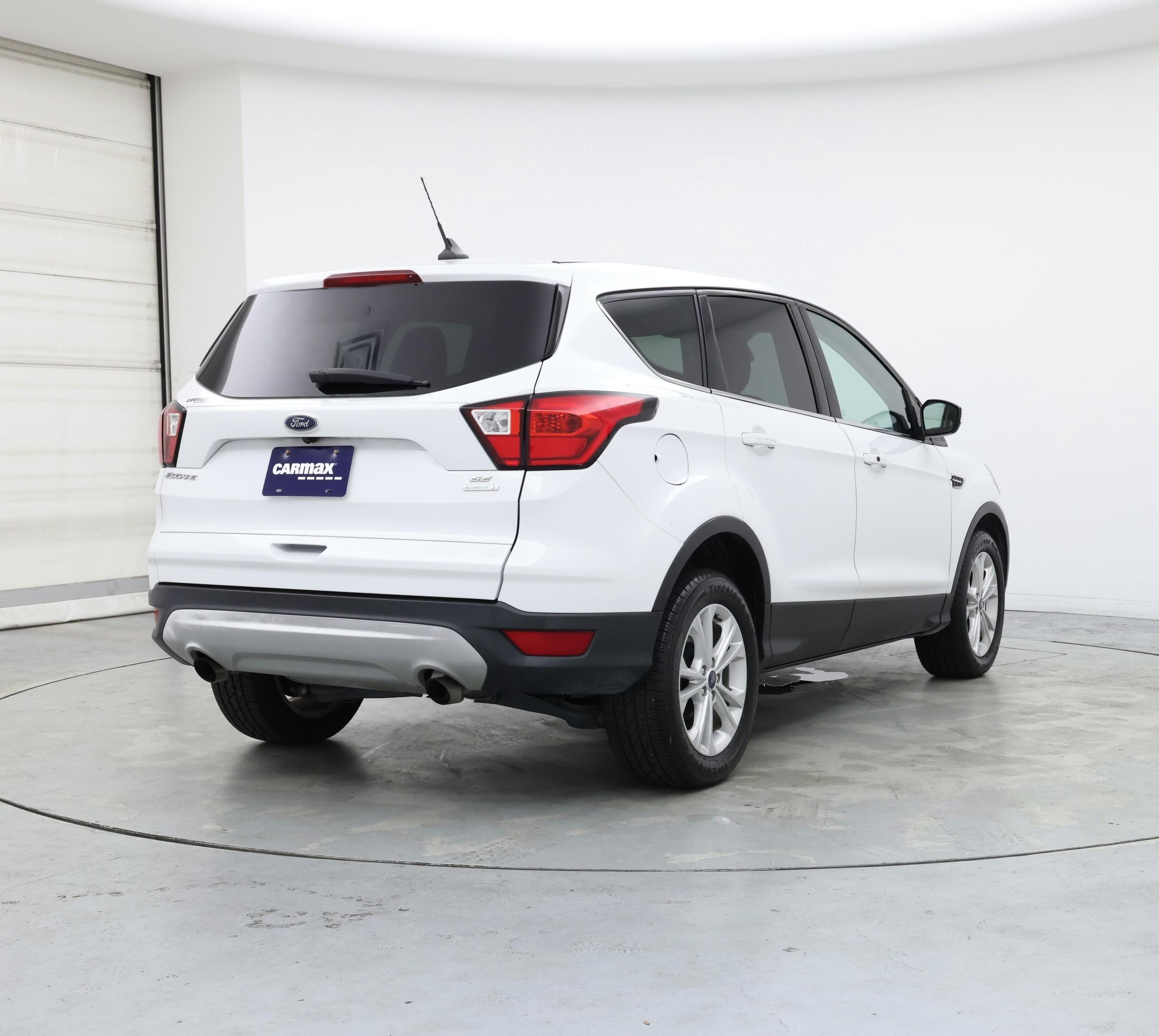 Thumbnail: 2019 Ford Escape - 8