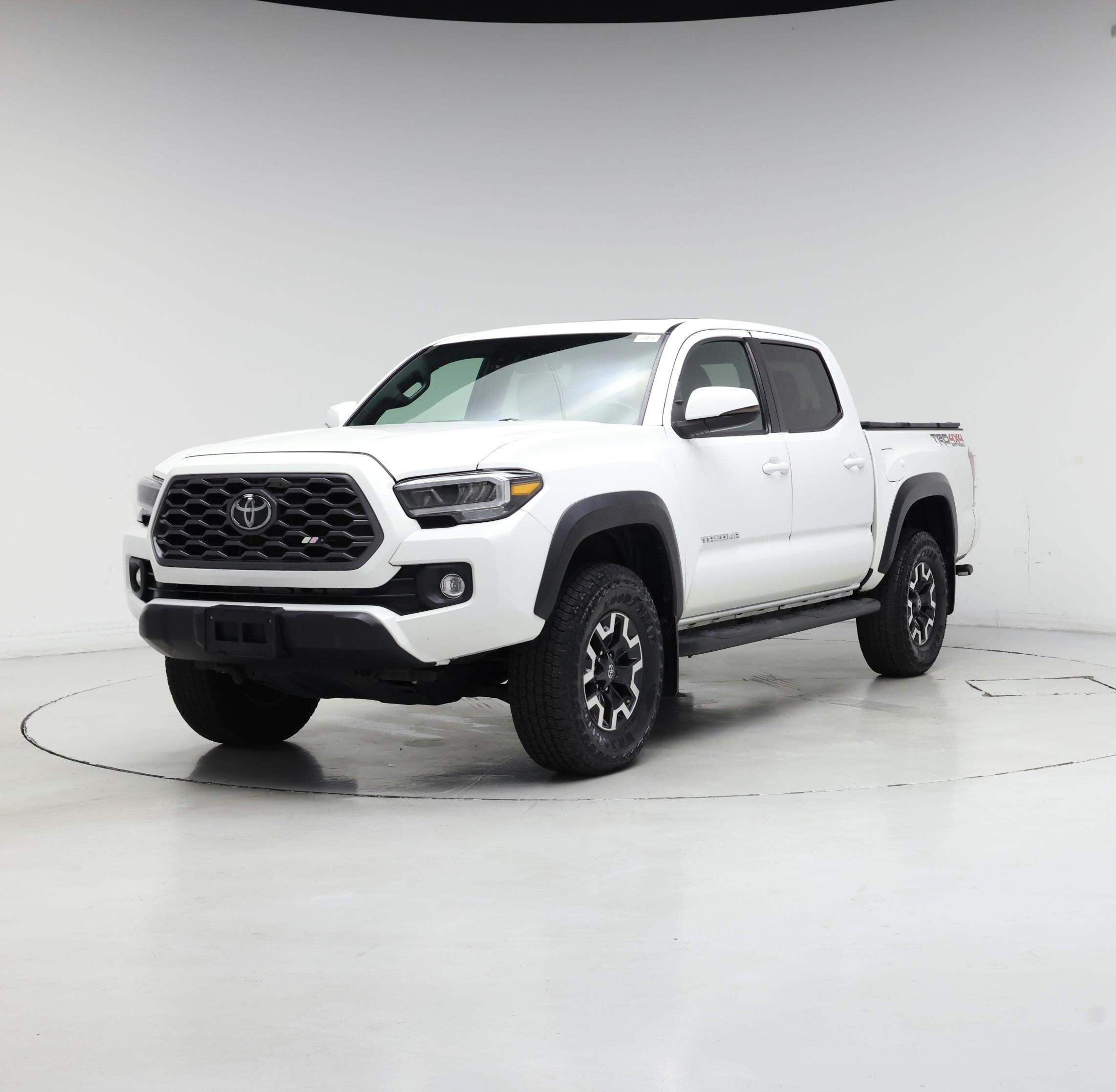 Thumbnail: 2020 Toyota Tacoma - 4