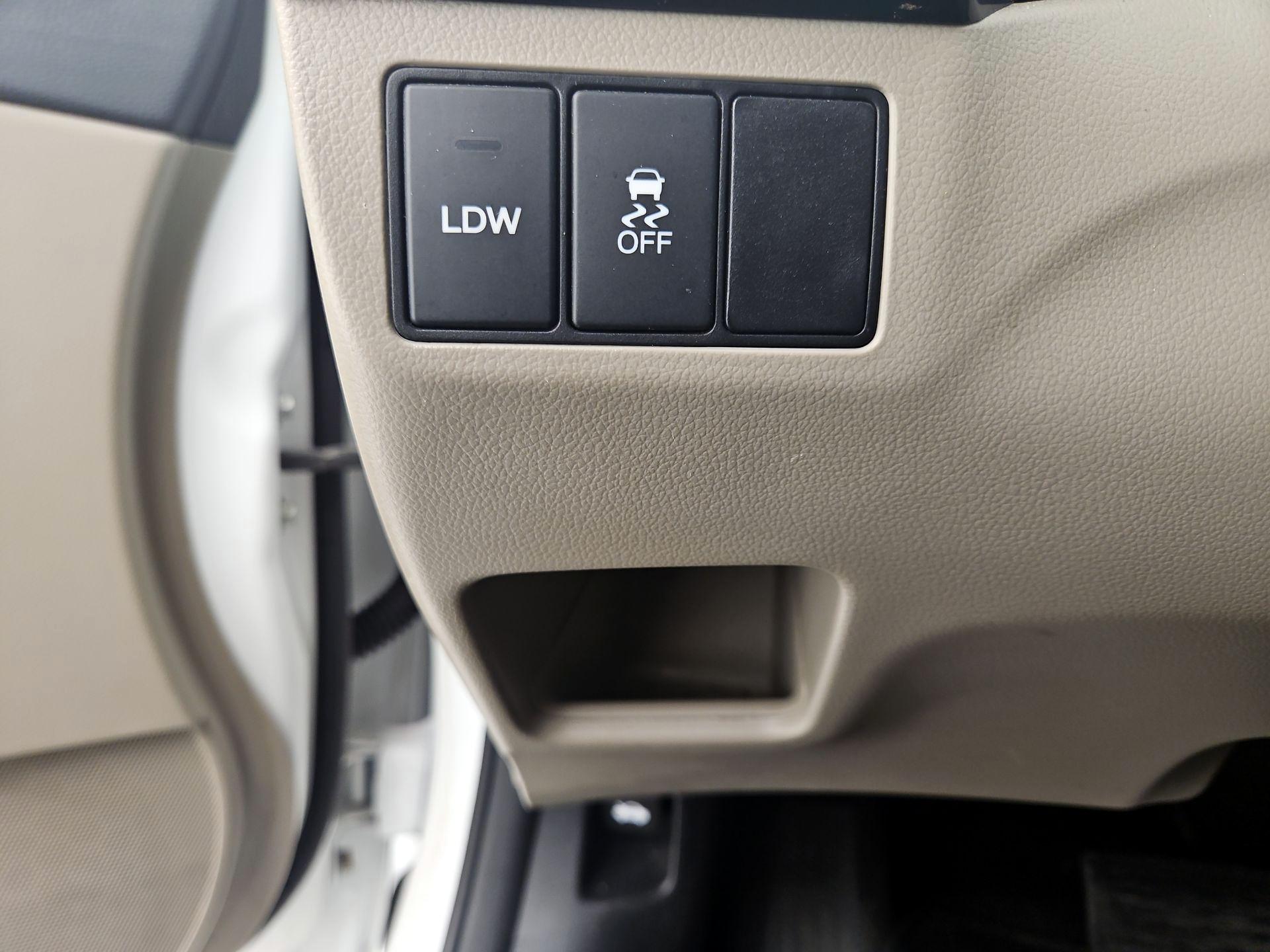 Thumbnail: 2014 Honda Civic - 13