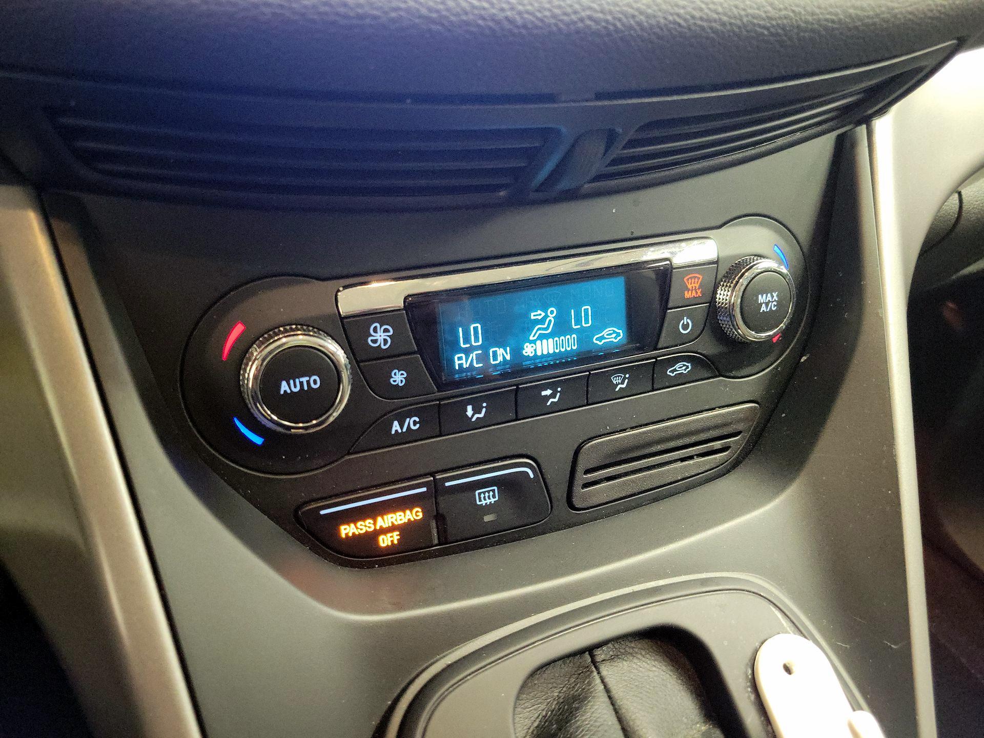 Thumbnail: 2016 Ford Escape - 16