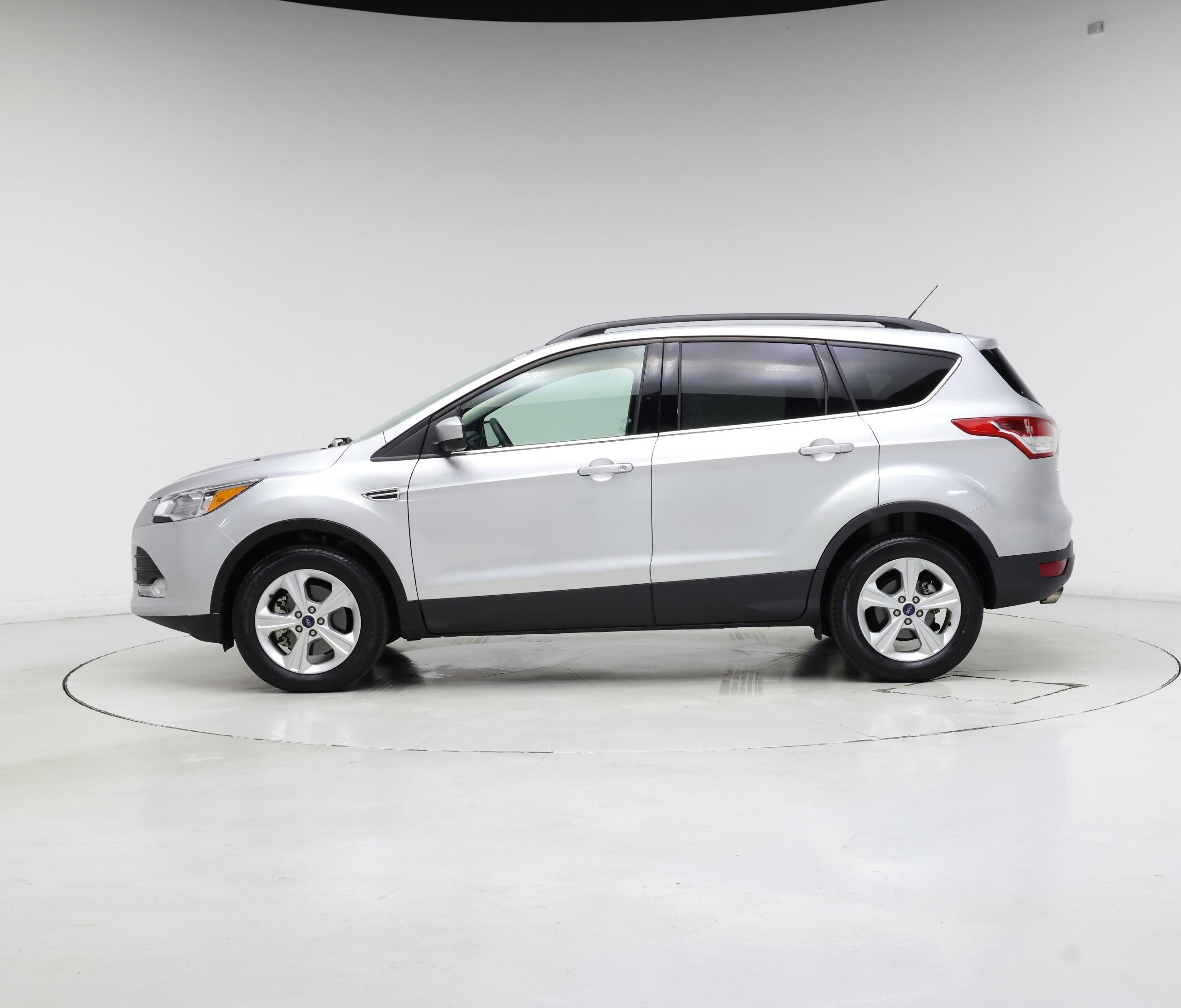 Thumbnail: 2016 Ford Escape - 3