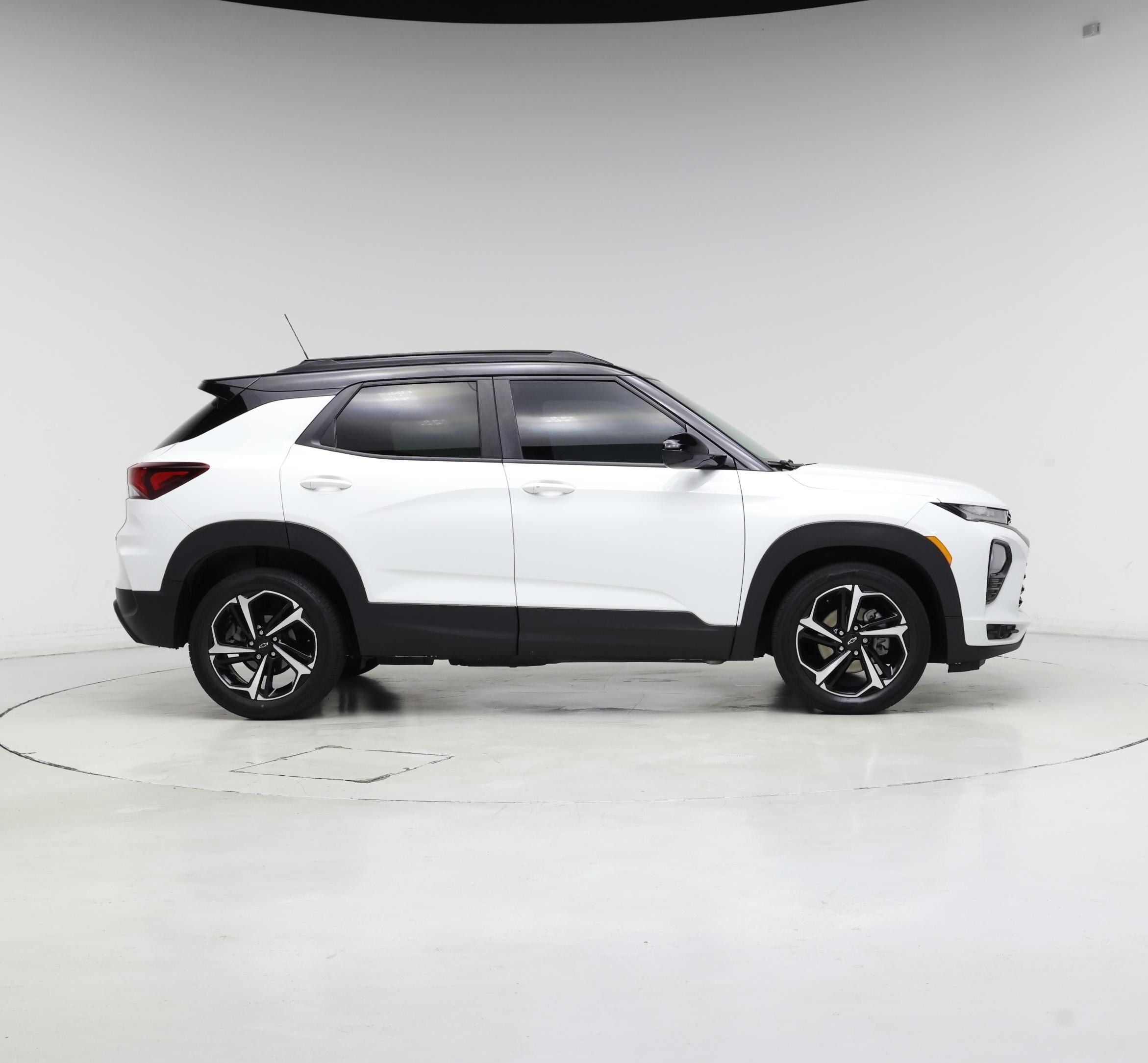 Thumbnail: 2023 Chevrolet TrailBlazer - 7