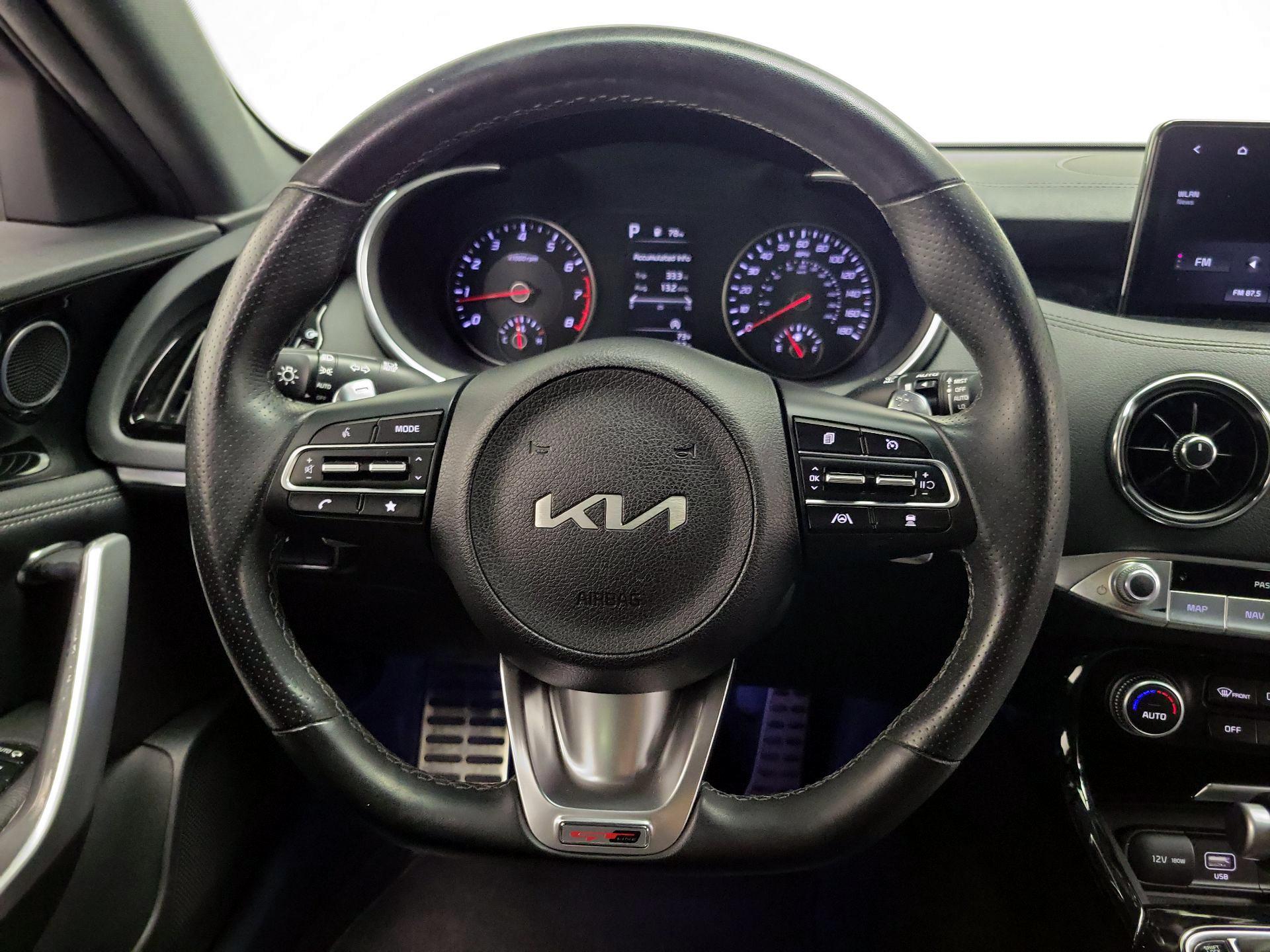 Thumbnail: 2022 Kia Stinger - 10