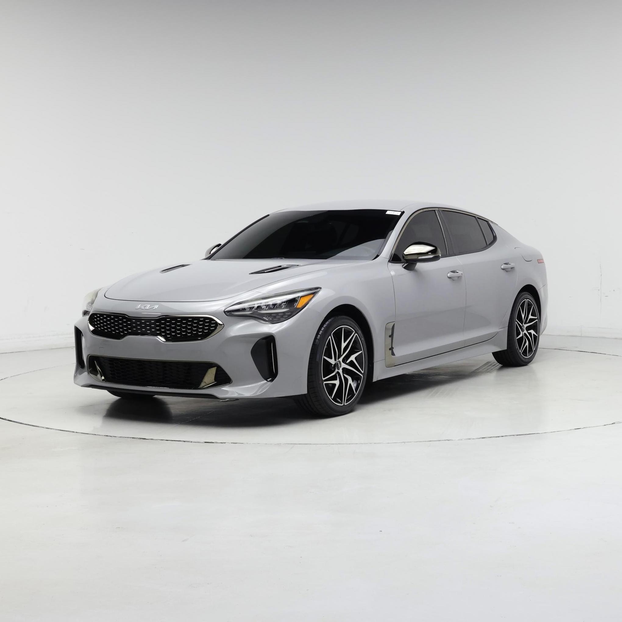 Thumbnail: 2022 Kia Stinger - 4