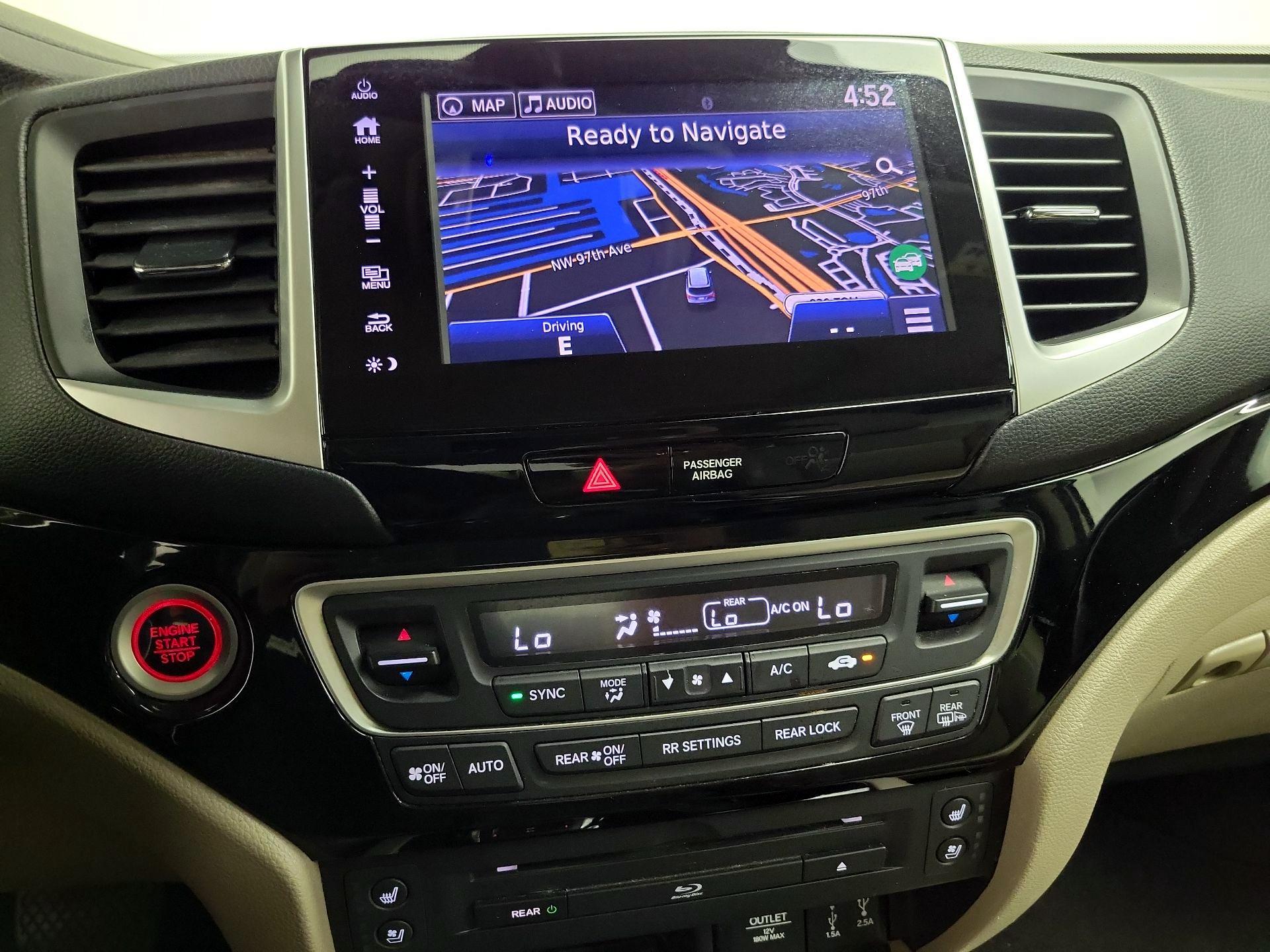 Thumbnail: 2018 Honda Pilot - 14