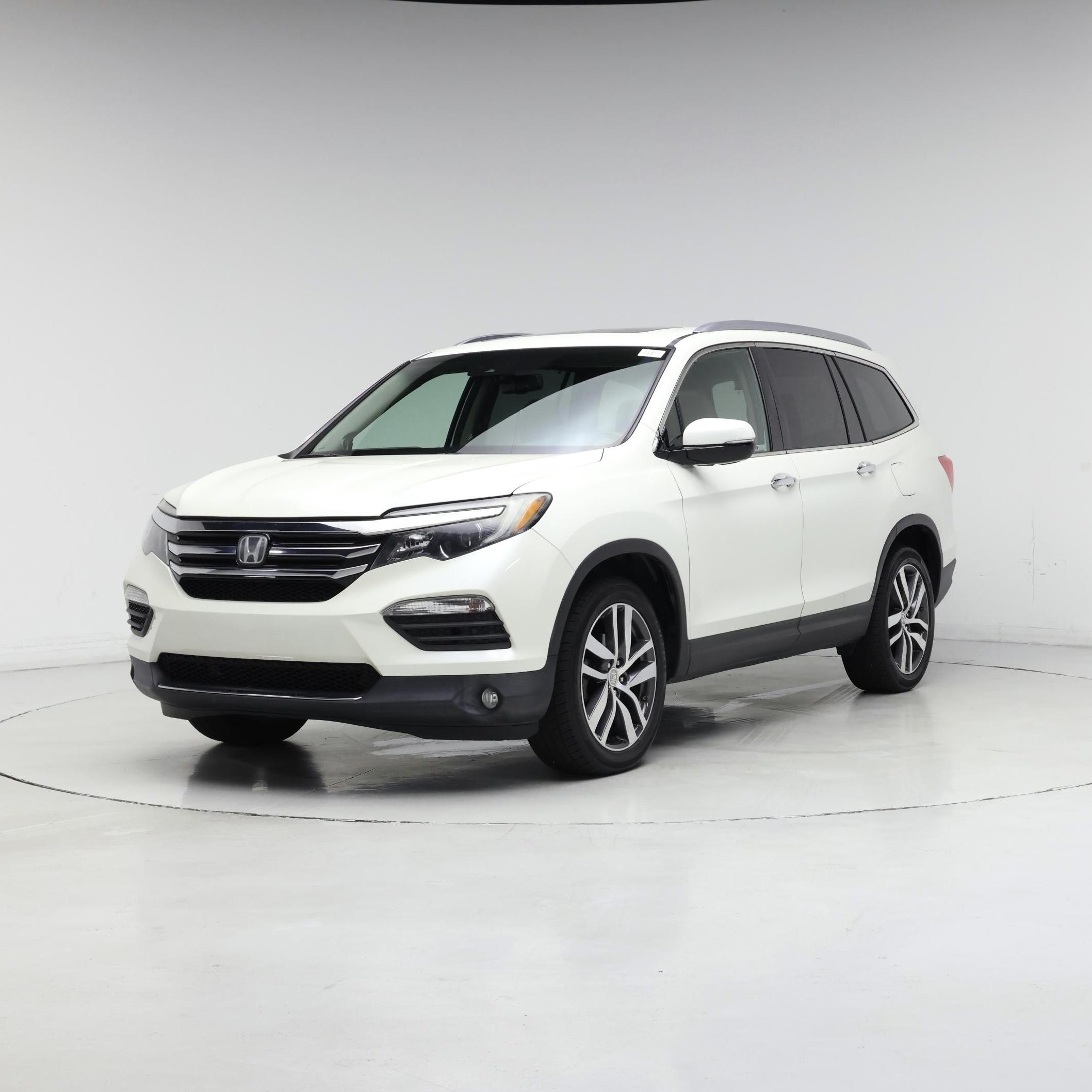 Thumbnail: 2018 Honda Pilot - 4