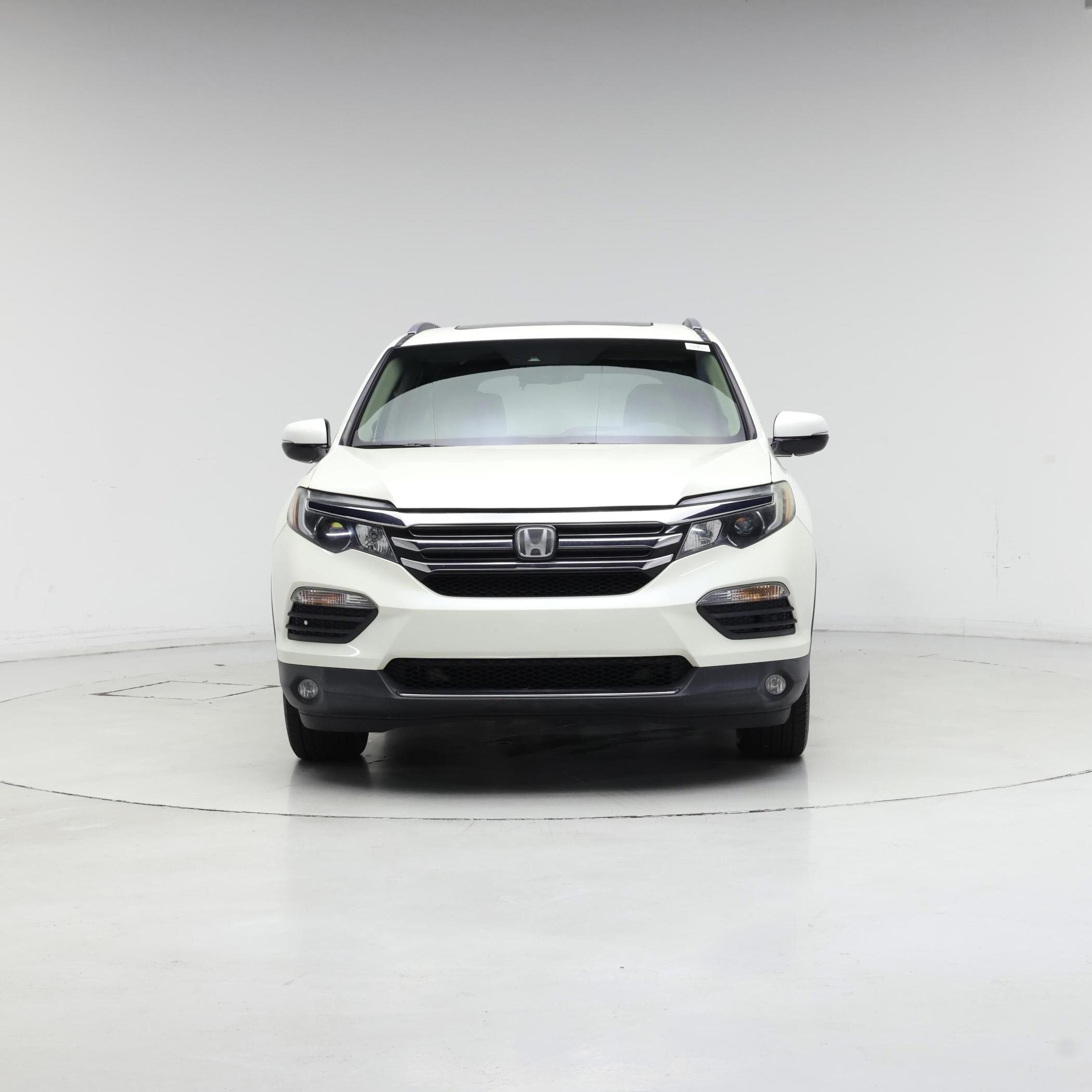 Thumbnail: 2018 Honda Pilot - 5