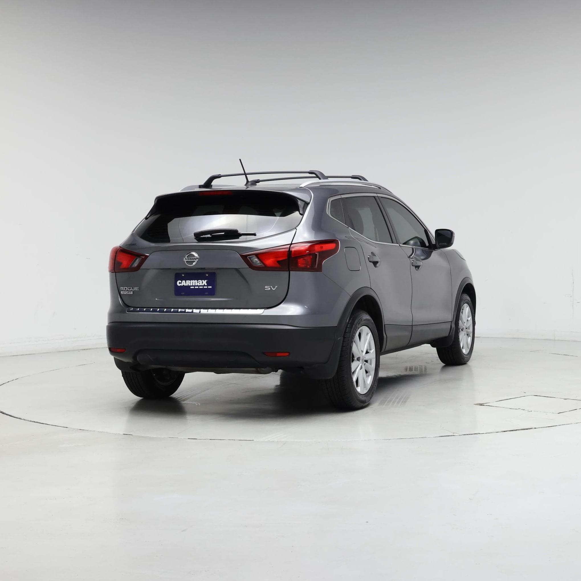 Thumbnail: 2018 Nissan Rogue Sport - 8