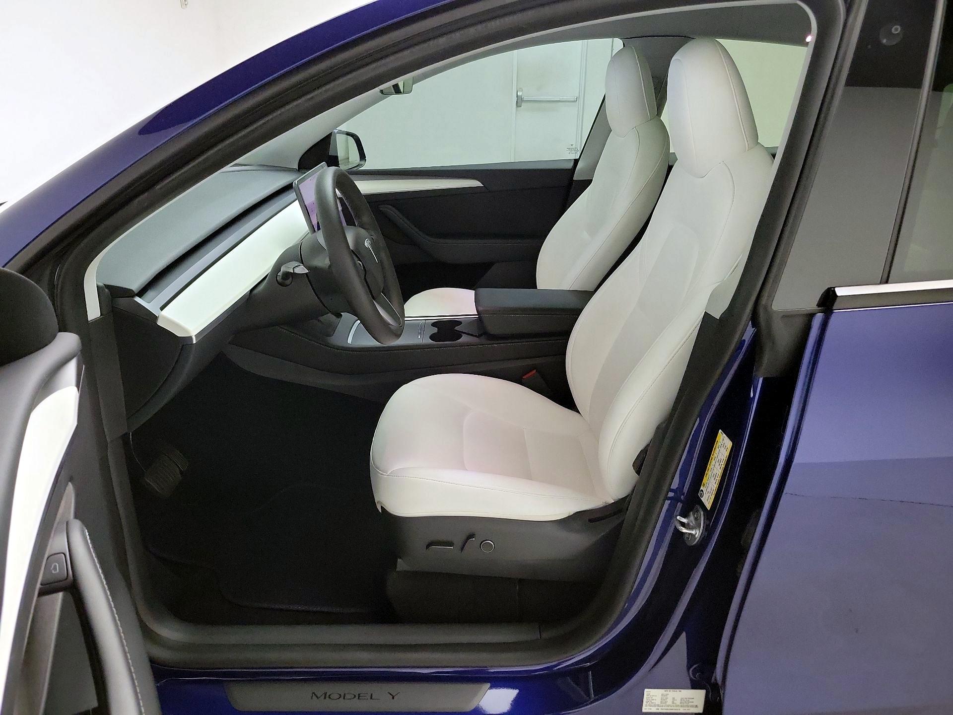 Thumbnail: 2022 Tesla Model Y - 11