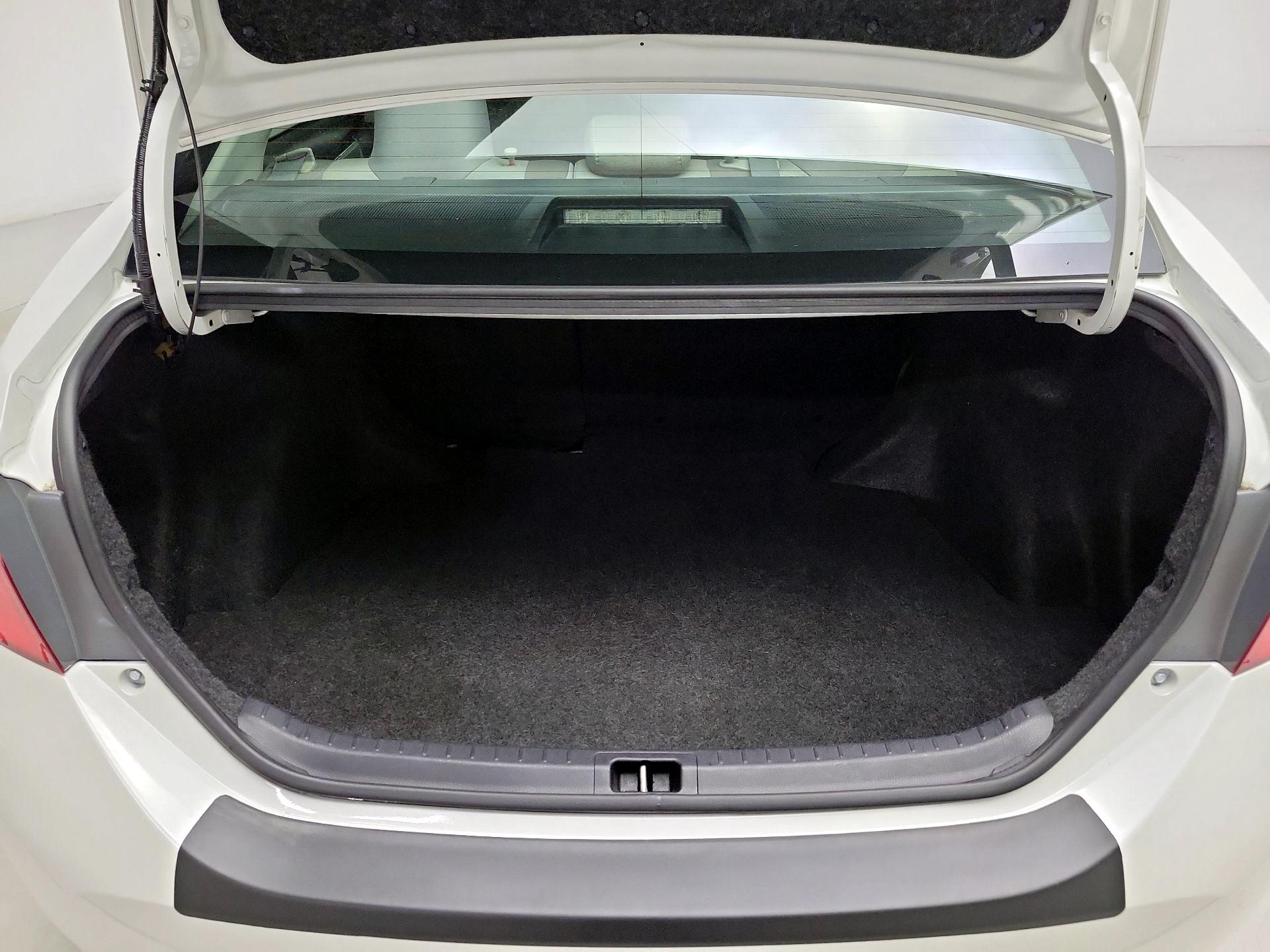Thumbnail: 2019 Toyota Corolla - 20
