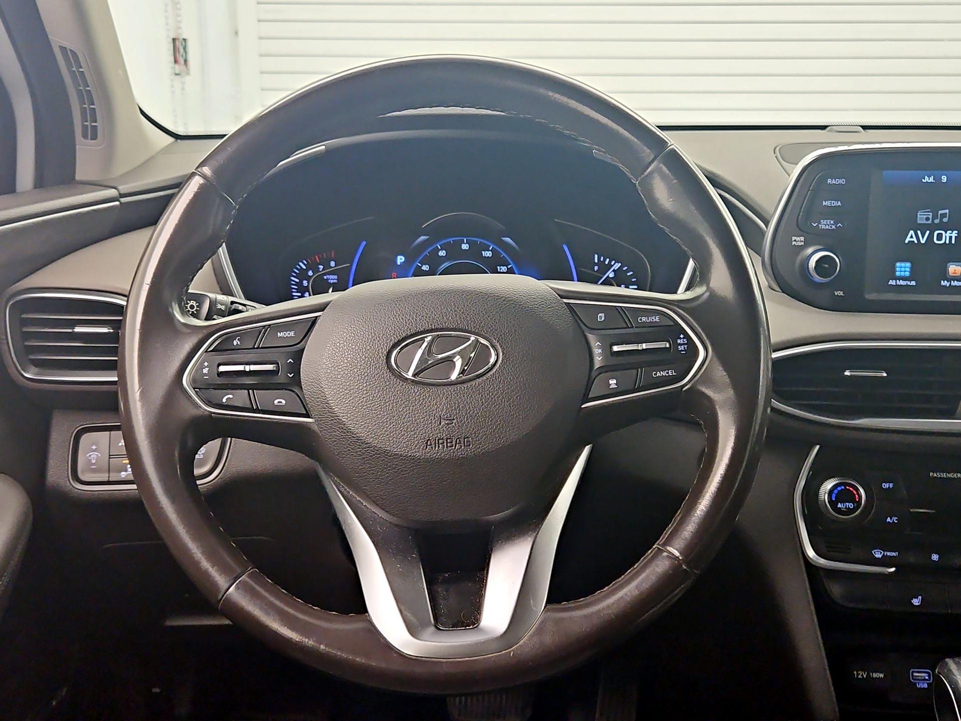Thumbnail: 2019 Hyundai Santa Fe - 10
