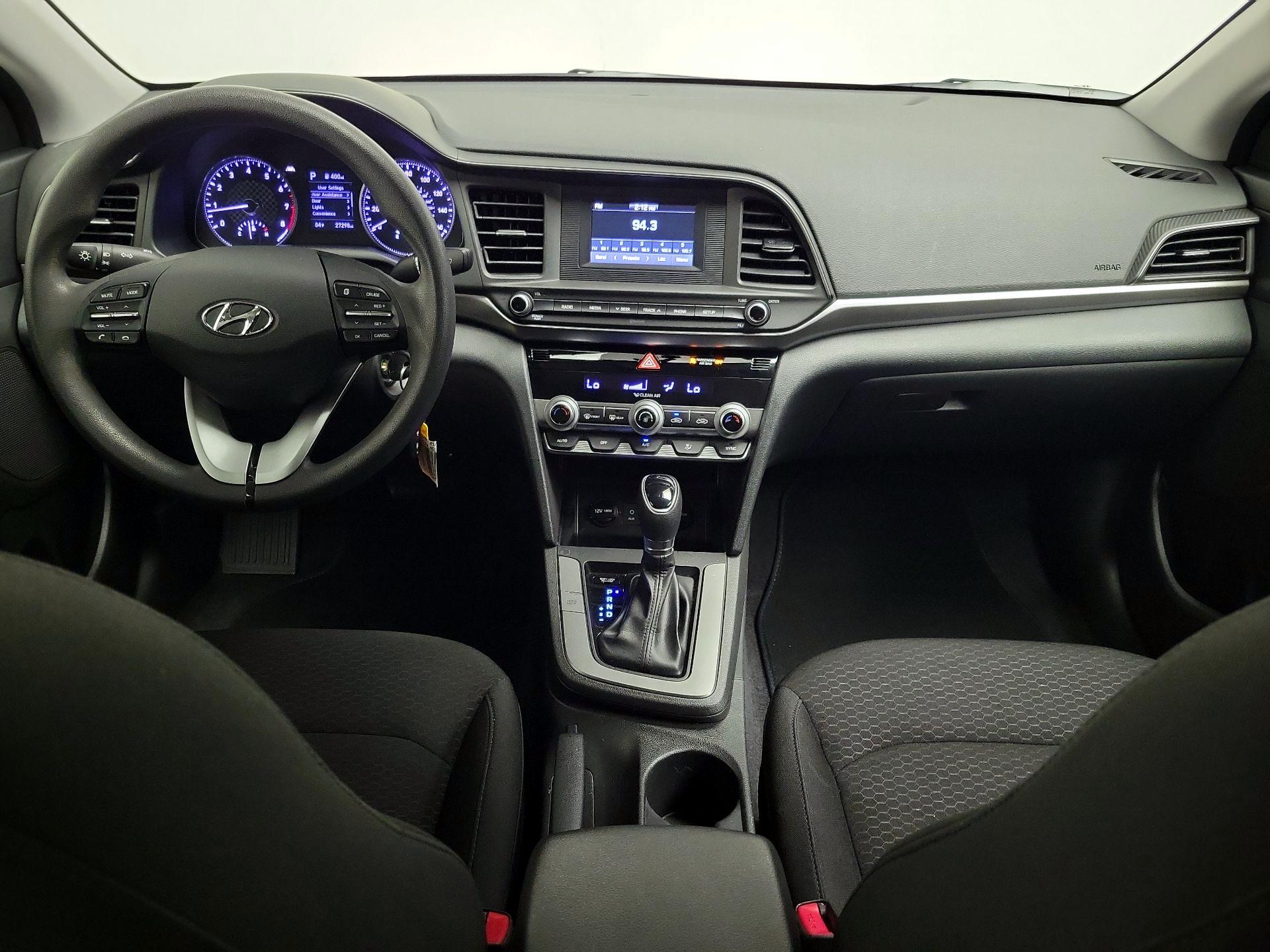 Thumbnail: 2020 Hyundai Elantra - 9