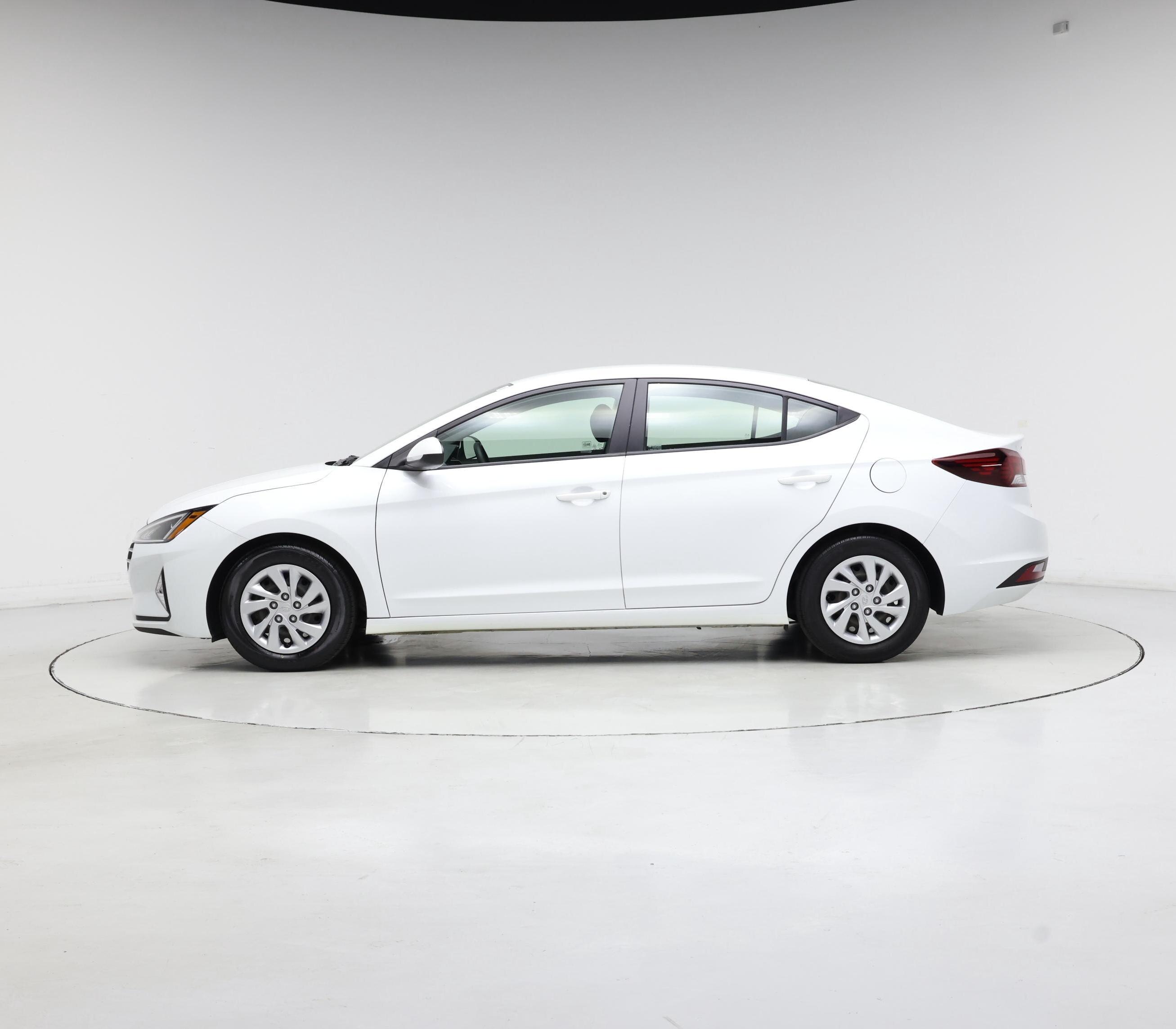 Thumbnail: 2020 Hyundai Elantra - 3