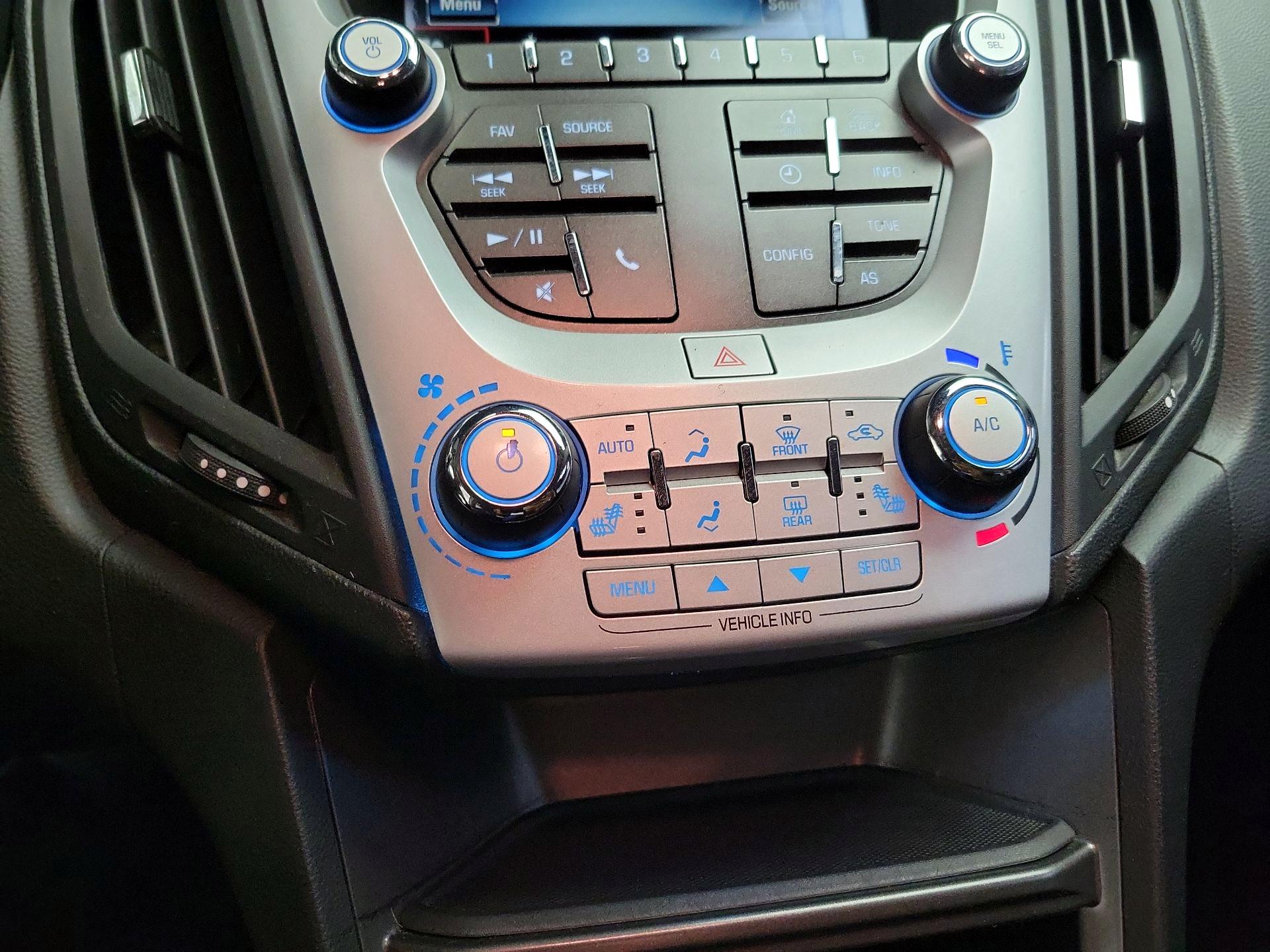 Thumbnail: 2017 Chevrolet Equinox - 15