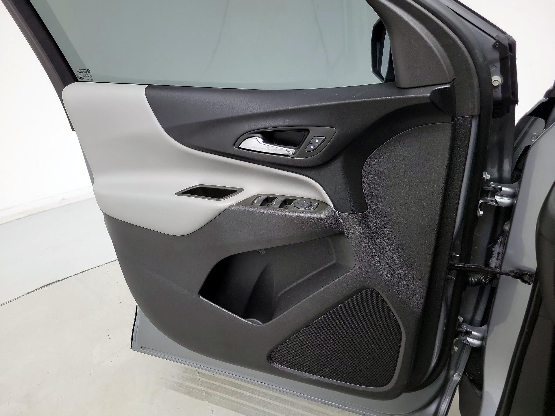 Thumbnail: 2023 Chevrolet Equinox - 12
