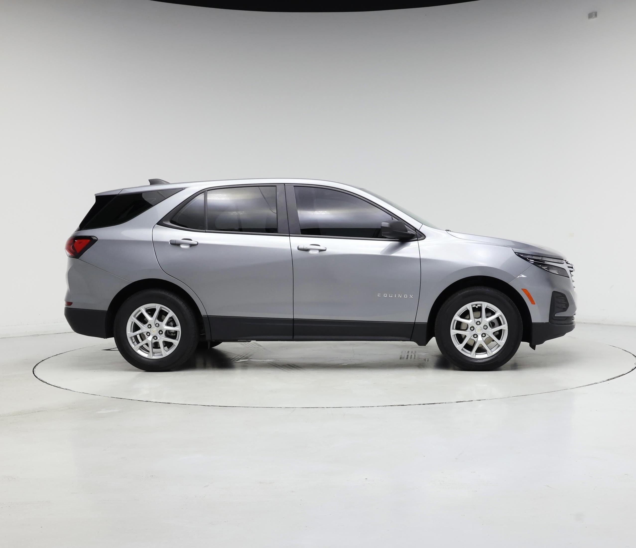 Thumbnail: 2023 Chevrolet Equinox - 7