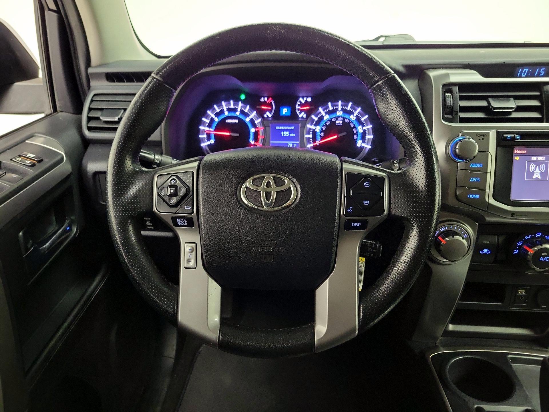 Thumbnail: 2017 Toyota 4Runner - 10
