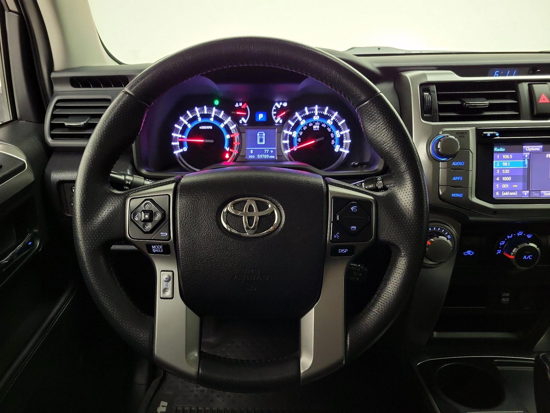 Thumbnail: 2019 Toyota 4Runner - 10