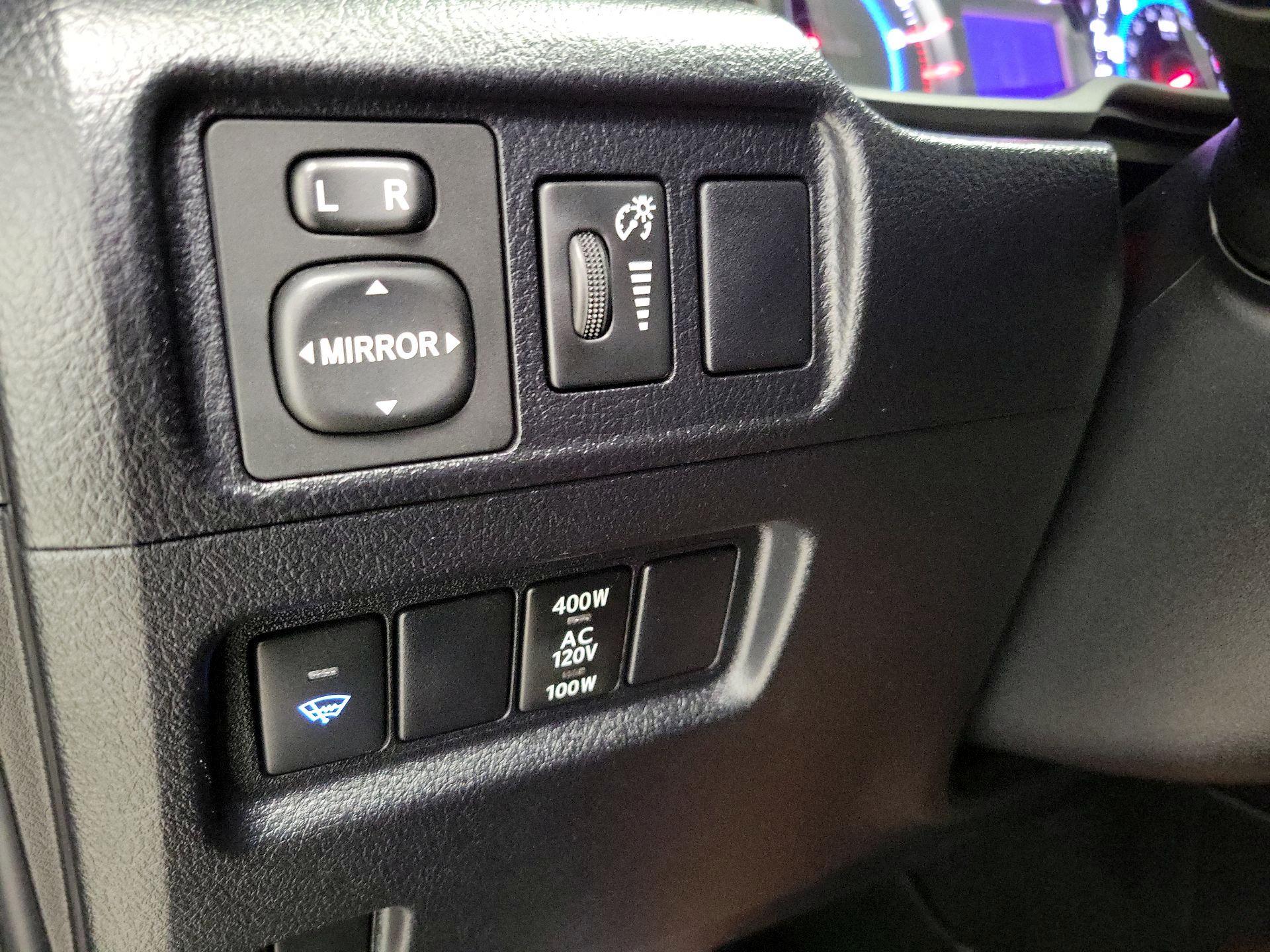 Thumbnail: 2019 Toyota 4Runner - 13