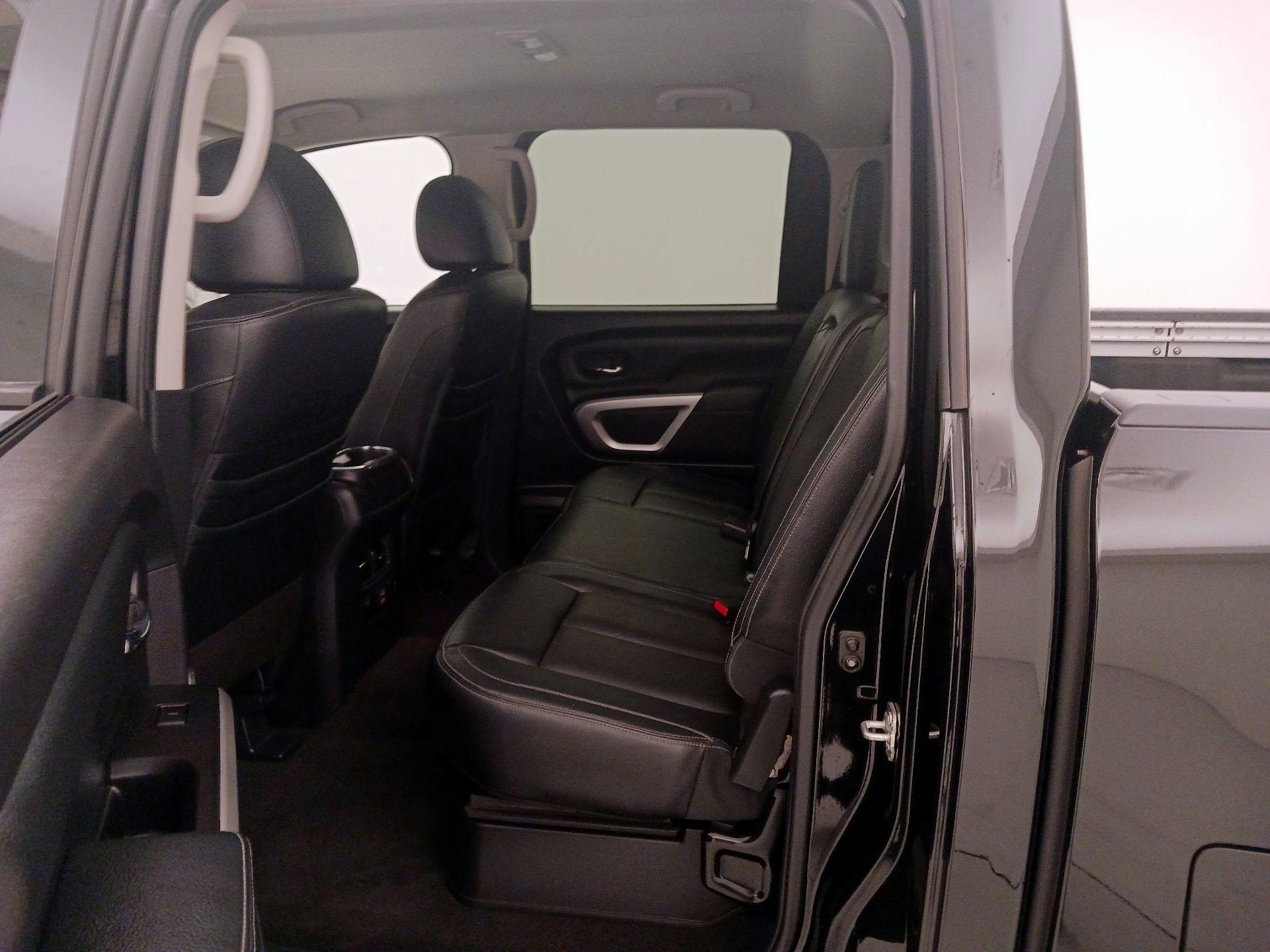 Thumbnail: 2021 Nissan Titan - 20