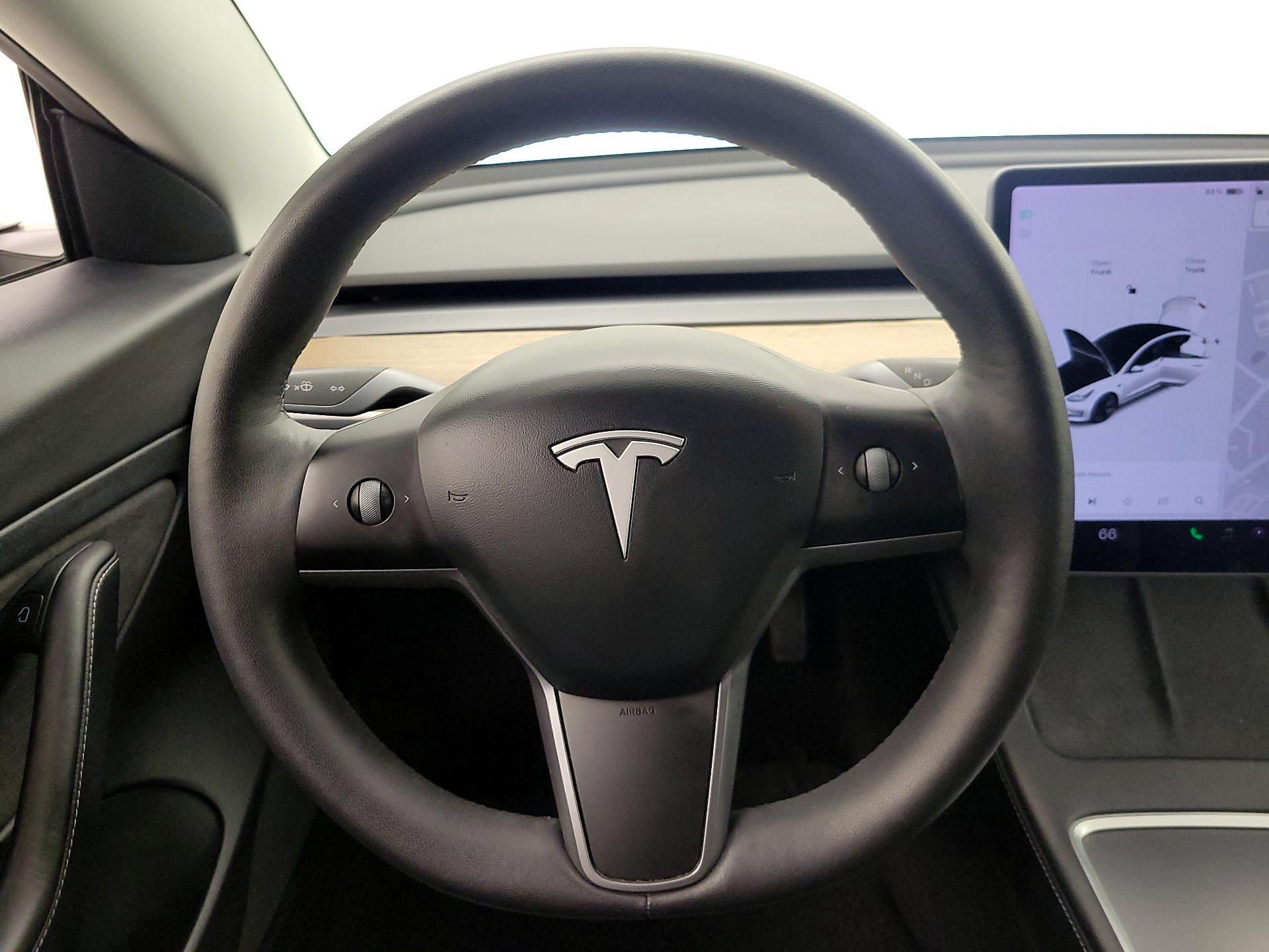 Thumbnail: 2021 Tesla Model 3 - 10