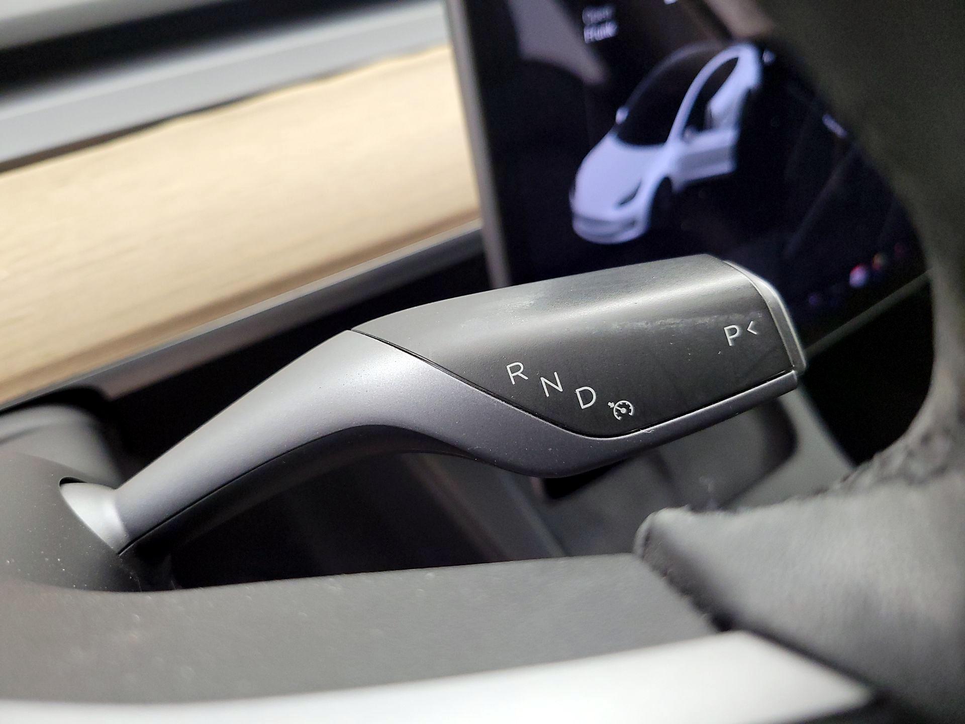 Thumbnail: 2021 Tesla Model 3 - 17