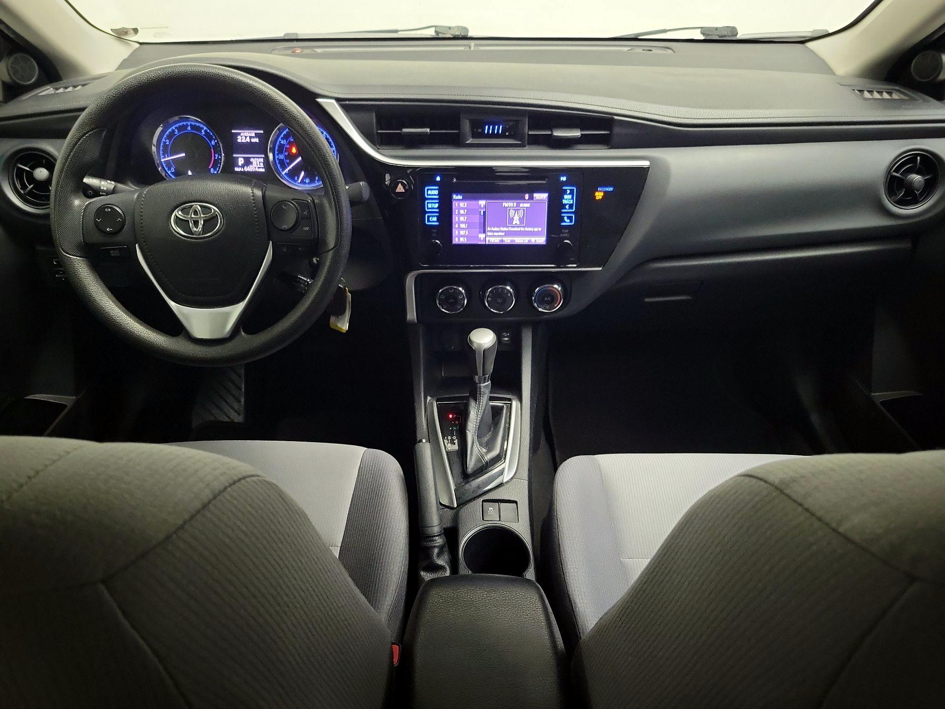 Thumbnail: 2018 Toyota Corolla - 9