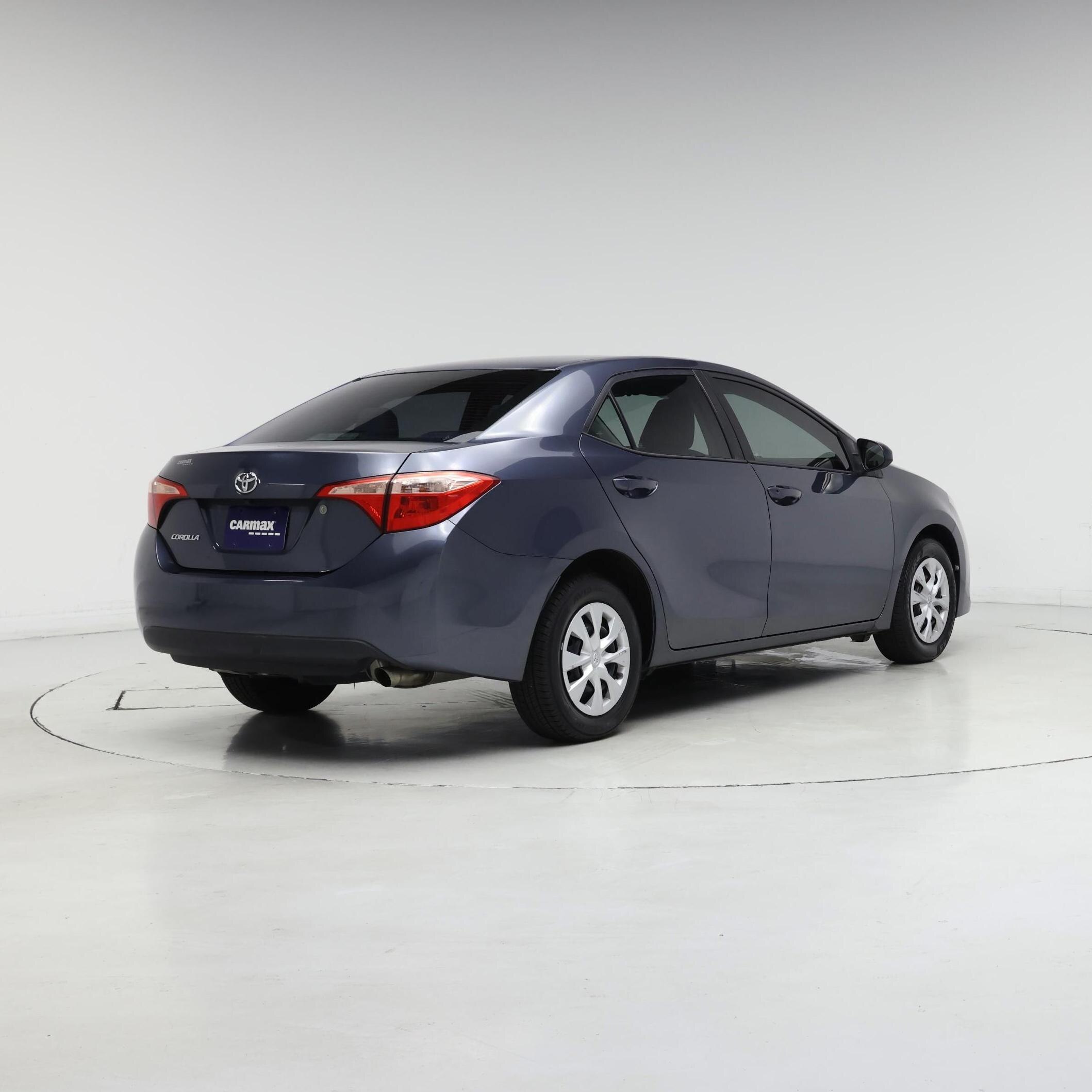 Thumbnail: 2018 Toyota Corolla - 8