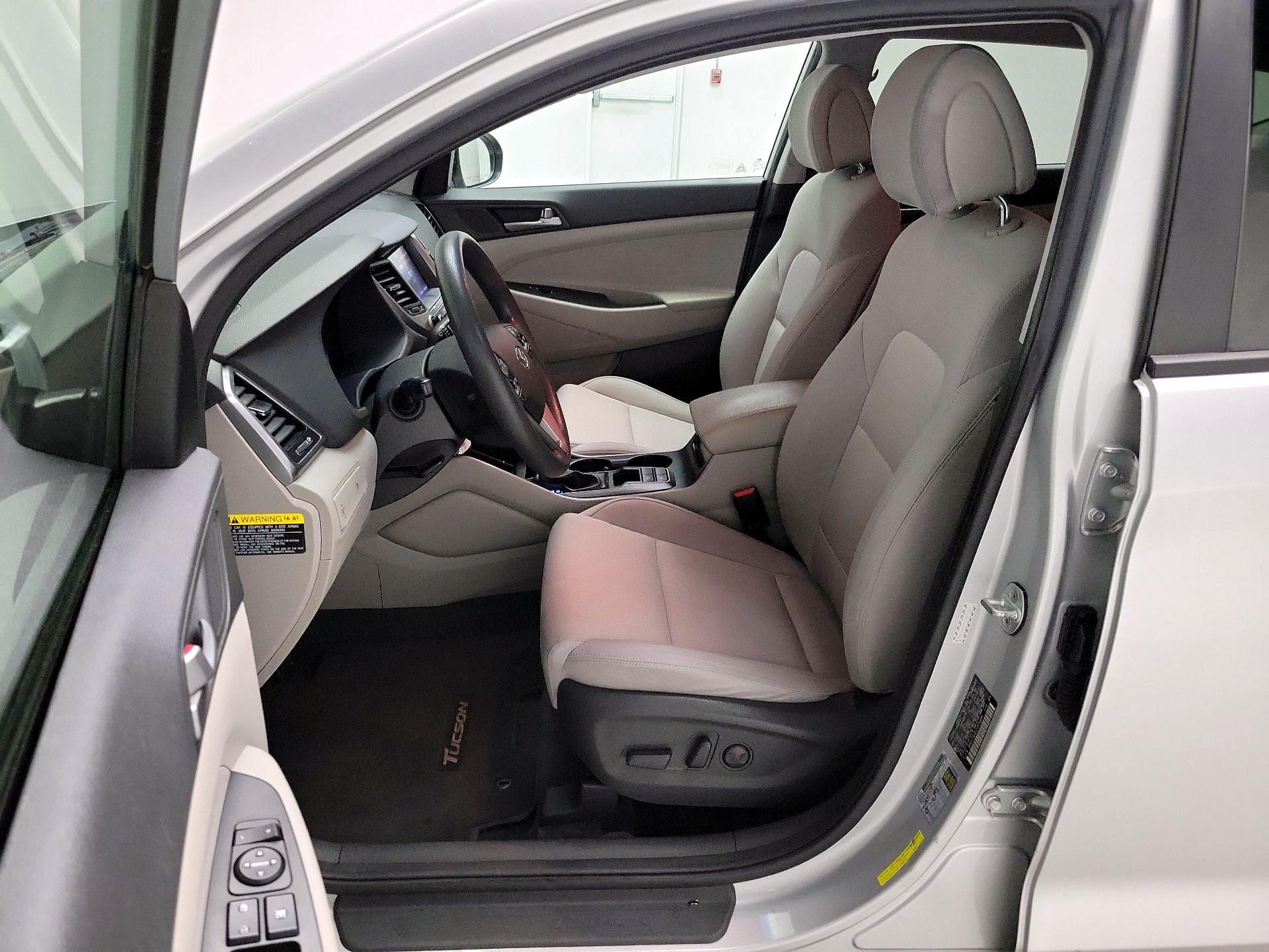 Thumbnail: 2018 Hyundai Tucson - 11