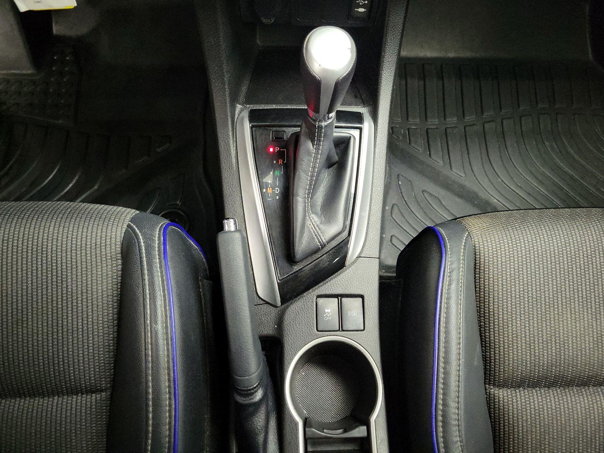 Thumbnail: 2019 Toyota Corolla - 17