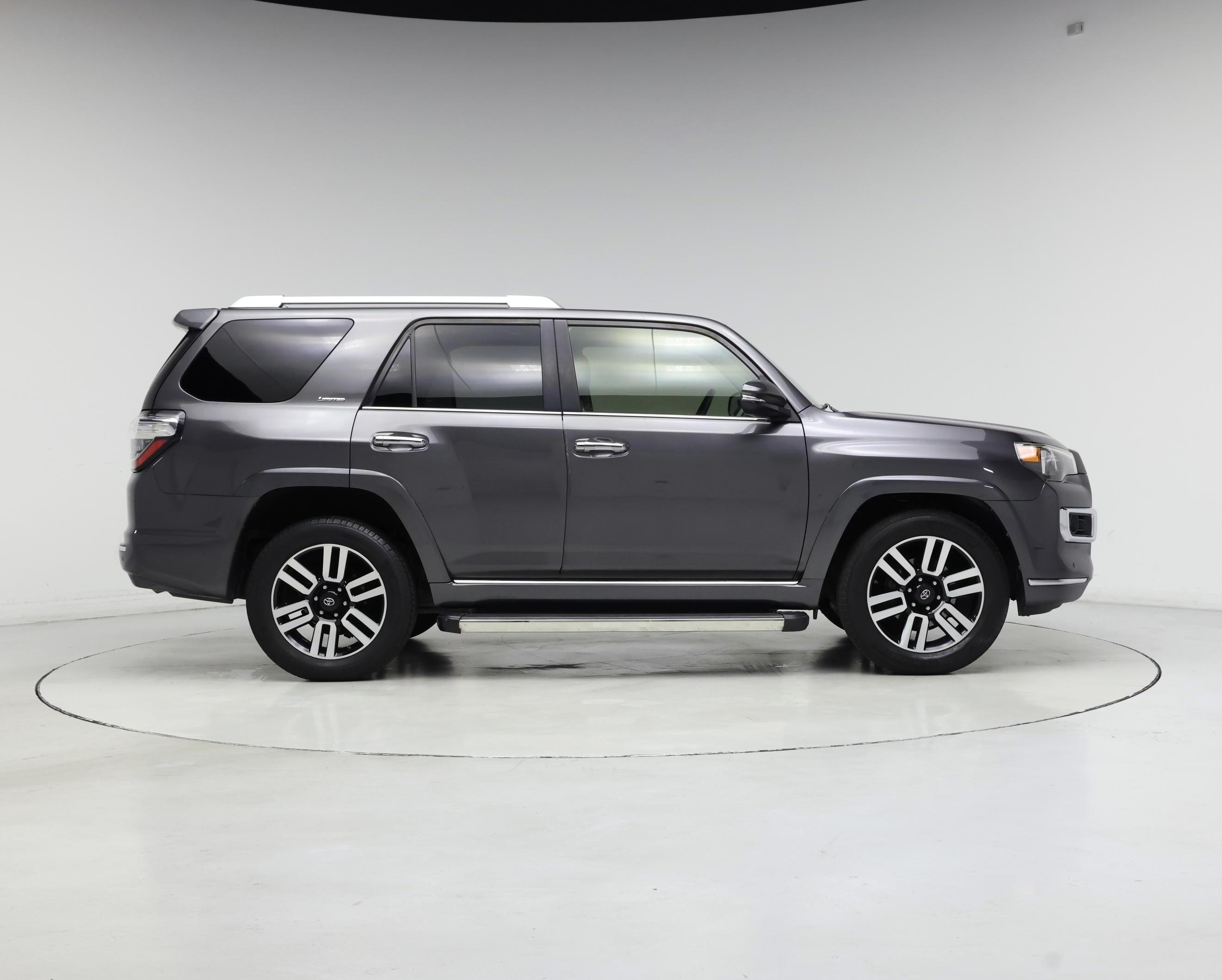 Thumbnail: 2019 Toyota 4Runner - 7